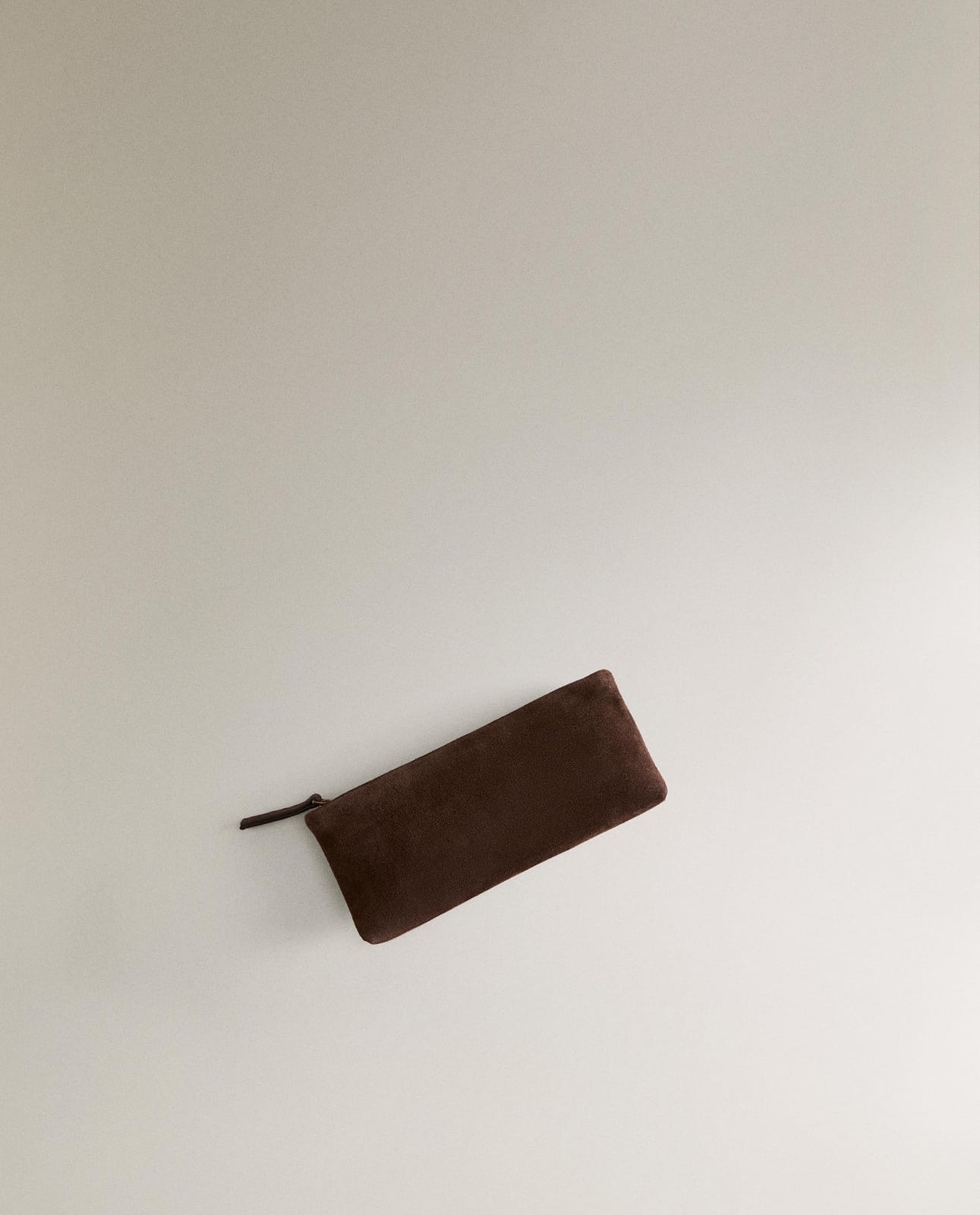 ZARA HOME ПЕНАЛ ИЗ ЗАМШЕВОЙ КОЖИ ракурс 7