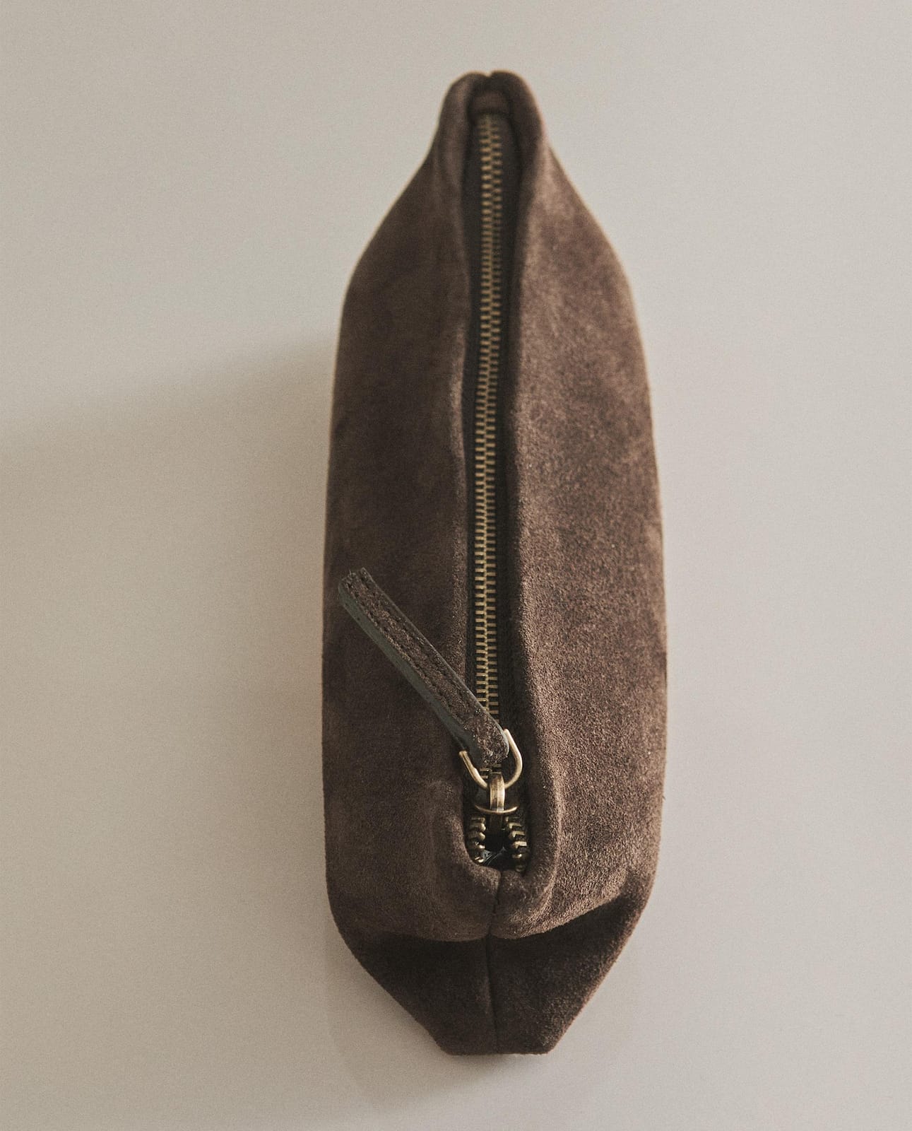 ZARA HOME ПЕНАЛ ИЗ ЗАМШЕВОЙ КОЖИ ракурс 2