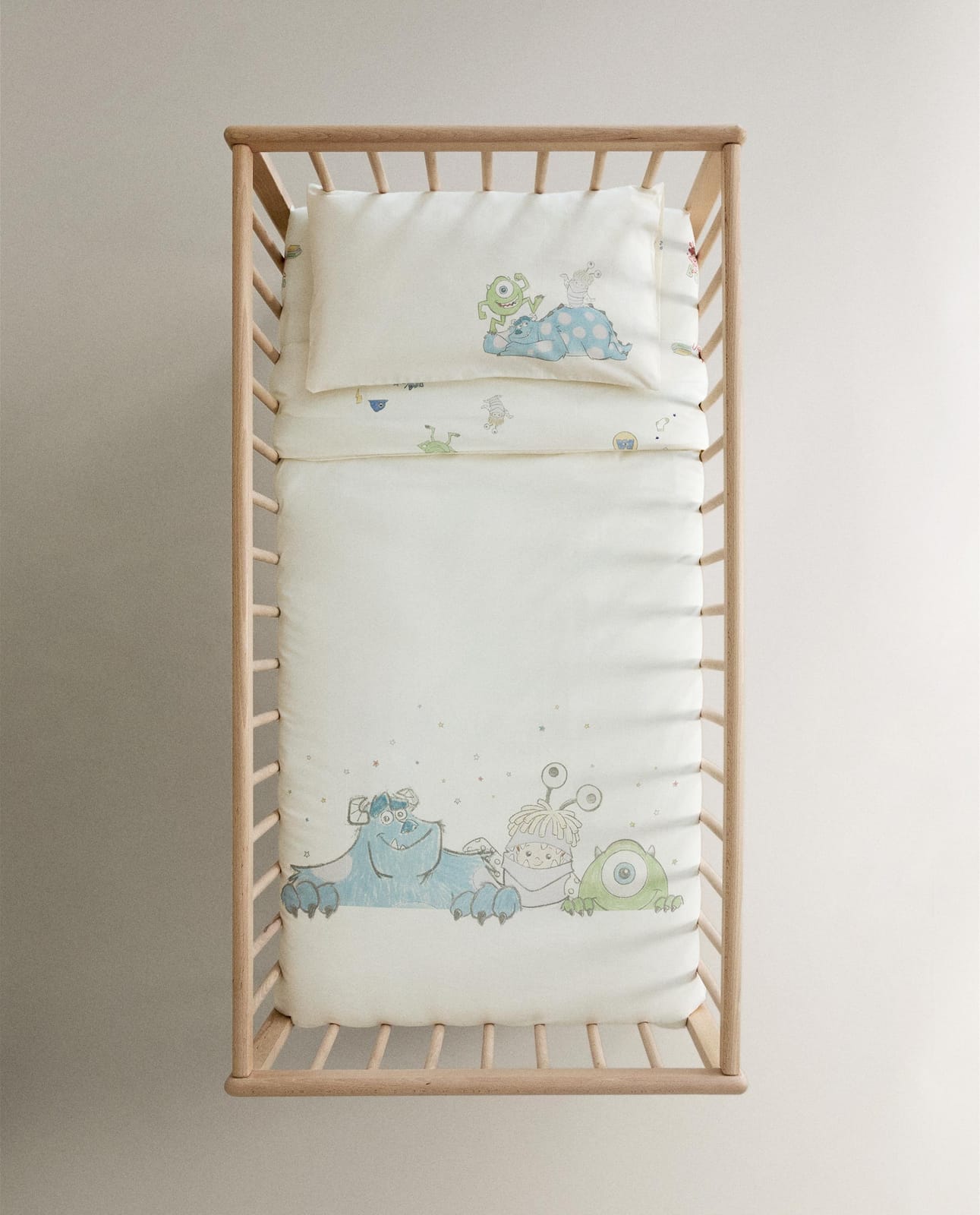 ZARA HOME ДВУСТОРОННИЙ ДЕТСКИЙ ПОДОДЕЯЛЬНИК МОНСТРЫ И КОМПАНИЯ ©DISNEY/PIXAR ракурс 9