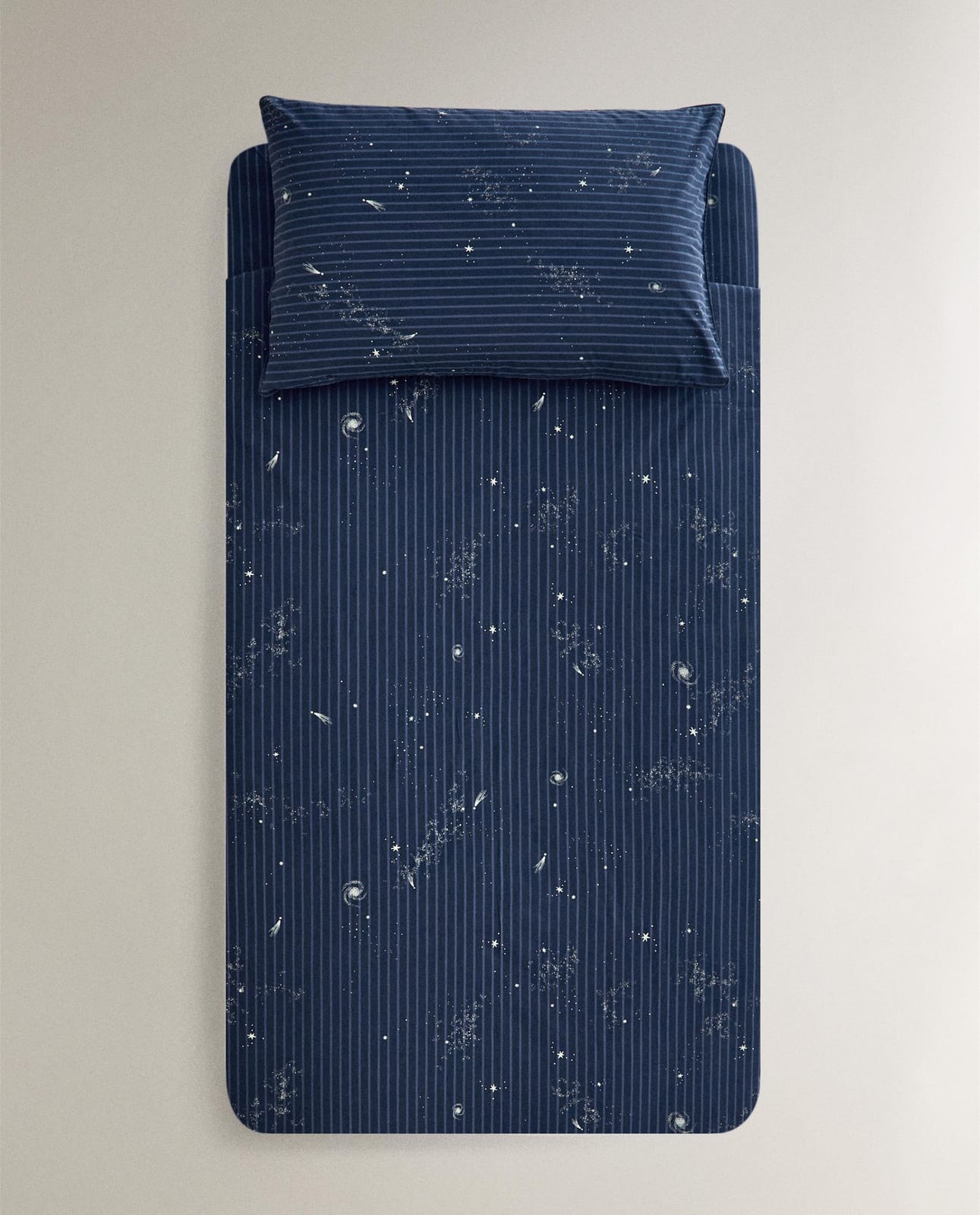 Пододеяльник ZARA HOME детский пододеяльник в космические полоски синий 135 x 200 см