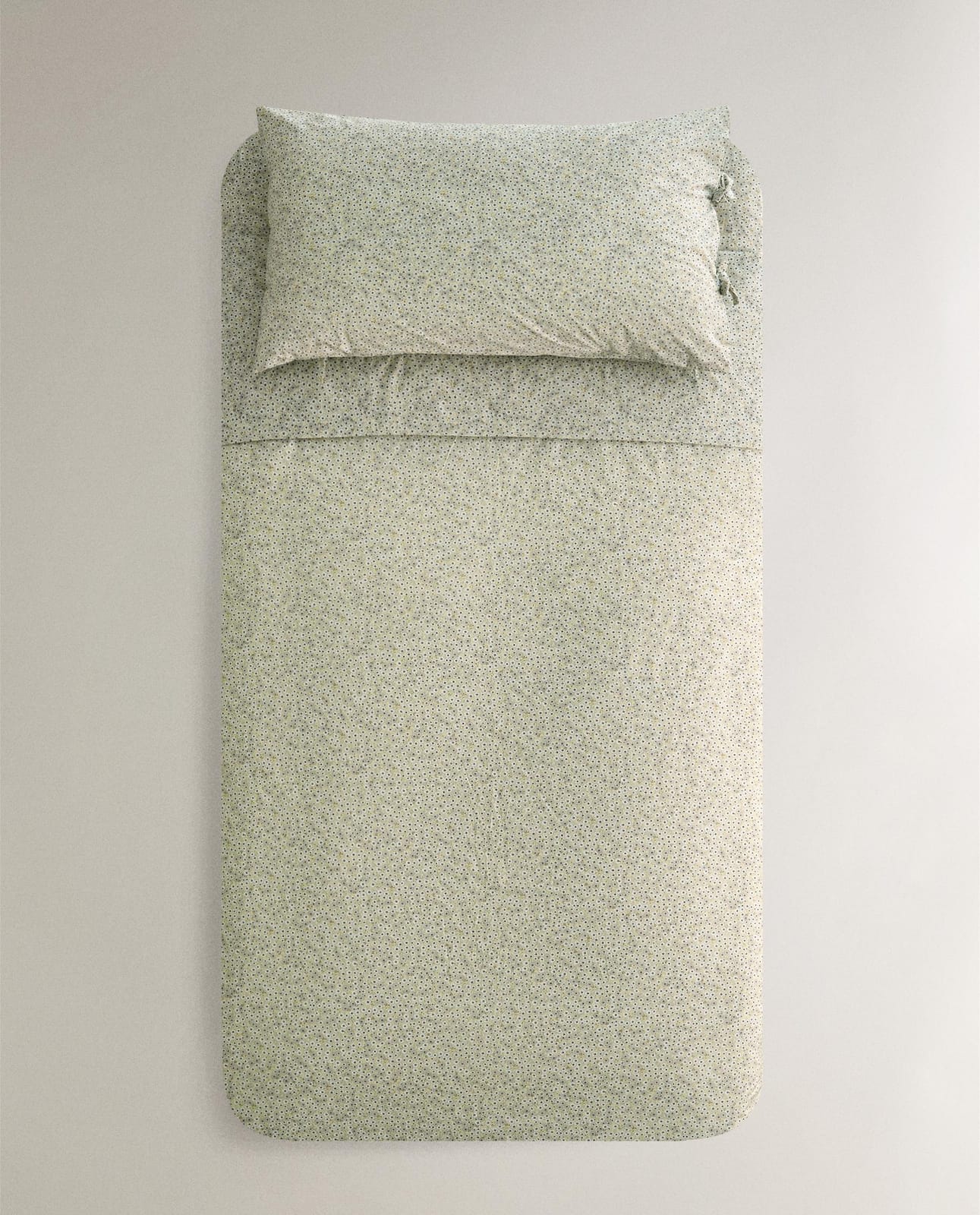 Пододеяльник ZARA HOME пододеяльник детский в цветы лаймовый 135 x 200 см