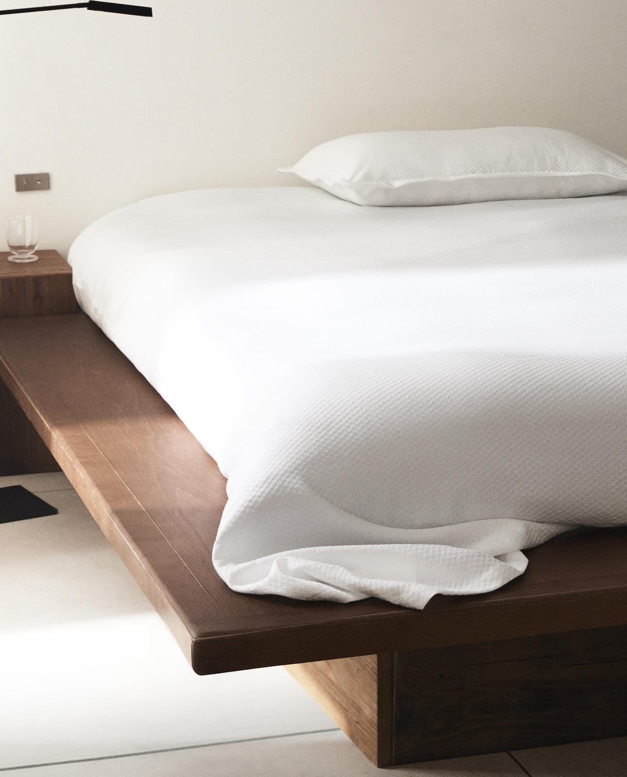 ZARA HOME Хлопковое покрывало с рельефом ракурс 7