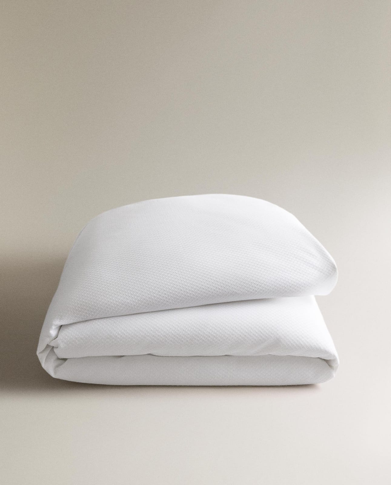 Покрывало ZARA HOME ПОКРЫВАЛО ХЛОПКОВОЕ С РЕЛЬЕФОМ БЕЛЫЙ 270 x 280 см