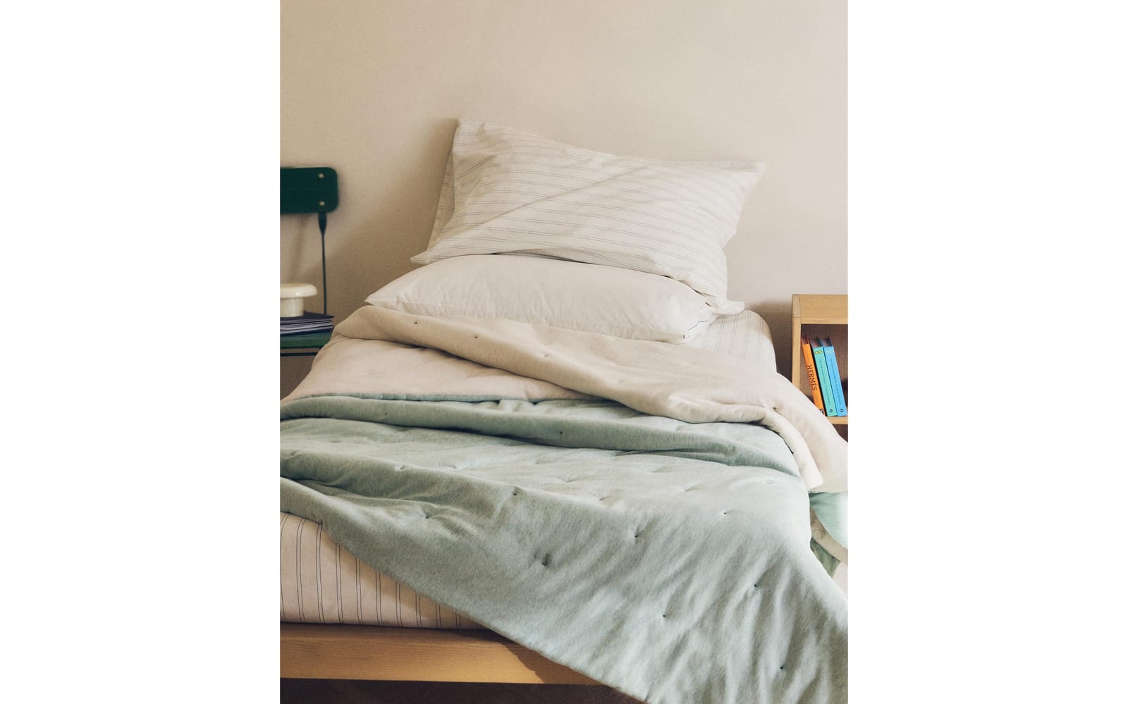 ZARA HOME ДВУСТОРОННЕЕ ДЕТСКОЕ ПОКРЫВАЛО ИЗ ДЖЕРСИ ракурс 8