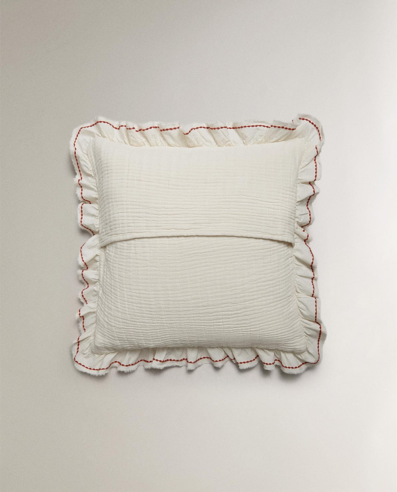 ZARA HOME ДЕТСКАЯ НАВОЛОЧКА ДЛЯ ПОДУШКИ С ОБОРКОЙ ракурс 4