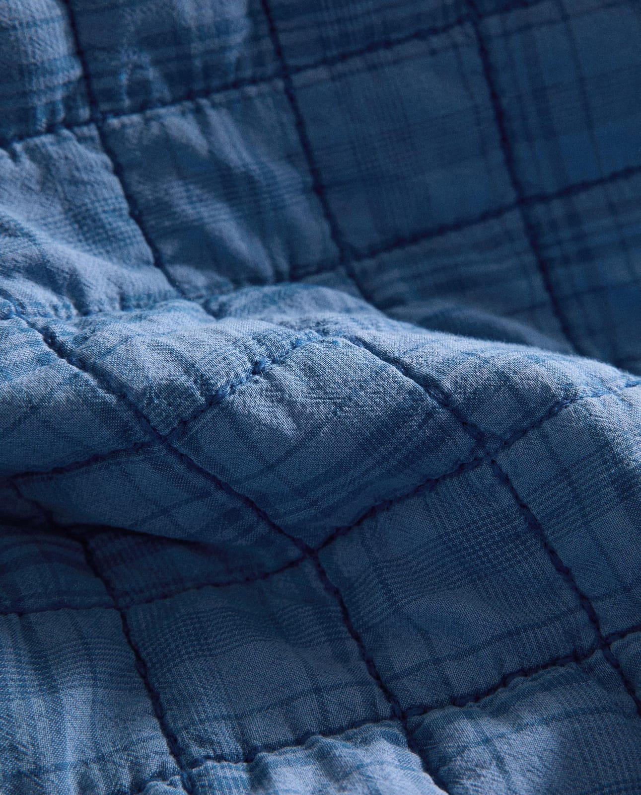 ZARA HOME ДВУСТОРОННЕЕ ДЕТСКОЕ ПОКРЫВАЛО В КЛЕТКУ ракурс 4