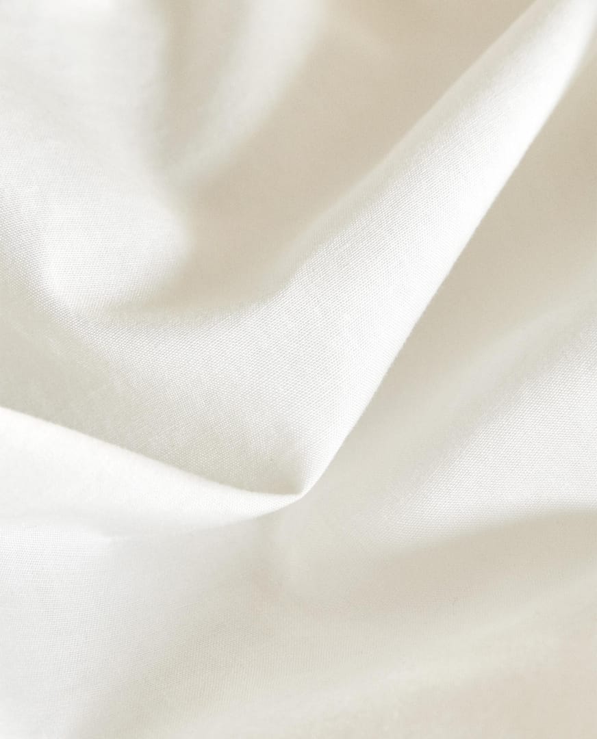 ZARA HOME ГЛАДКАЯ ДЕТСКАЯ ПРОСТЫНЯ НА РЕЗИНКЕ ракурс 3