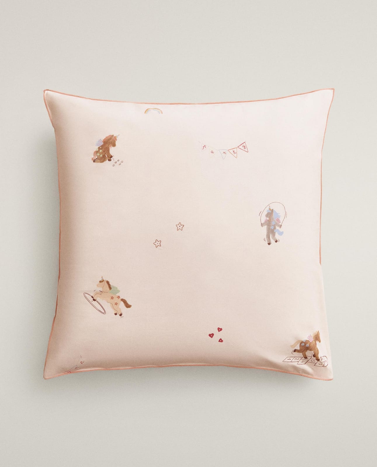ZARA HOME НАВОЛОЧКА НА ПОДУШКУ ДЕТСКАЯ С ЕДИНОРОГАМИ ракурс 5