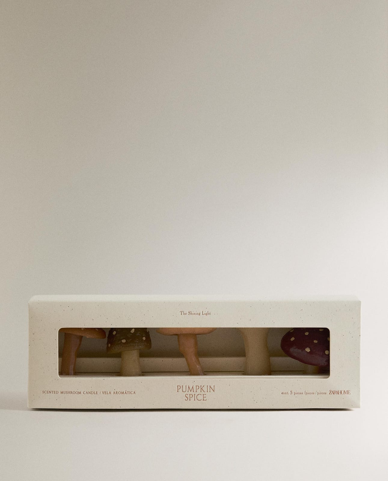 ZARA HOME НАБОР АРОМАТИЧЕСКИХ СВЕЧЕЙ ГРИБКИ PUMPKIN SPICE (5 ШТ.) ракурс 3