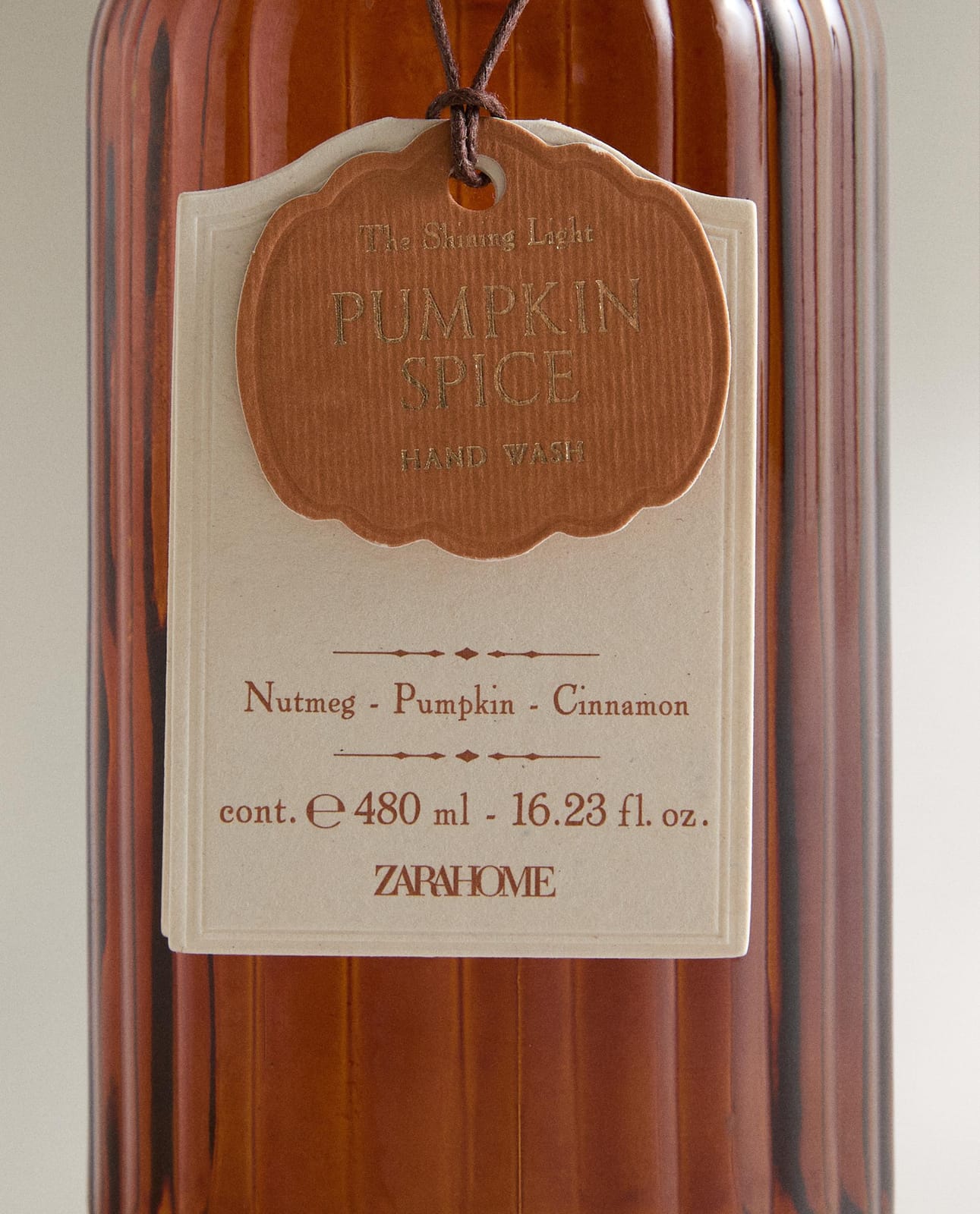 ZARA HOME (4800 ML) МЫЛО ДЛЯ РУК PUMPKIN SPICE ракурс 6
