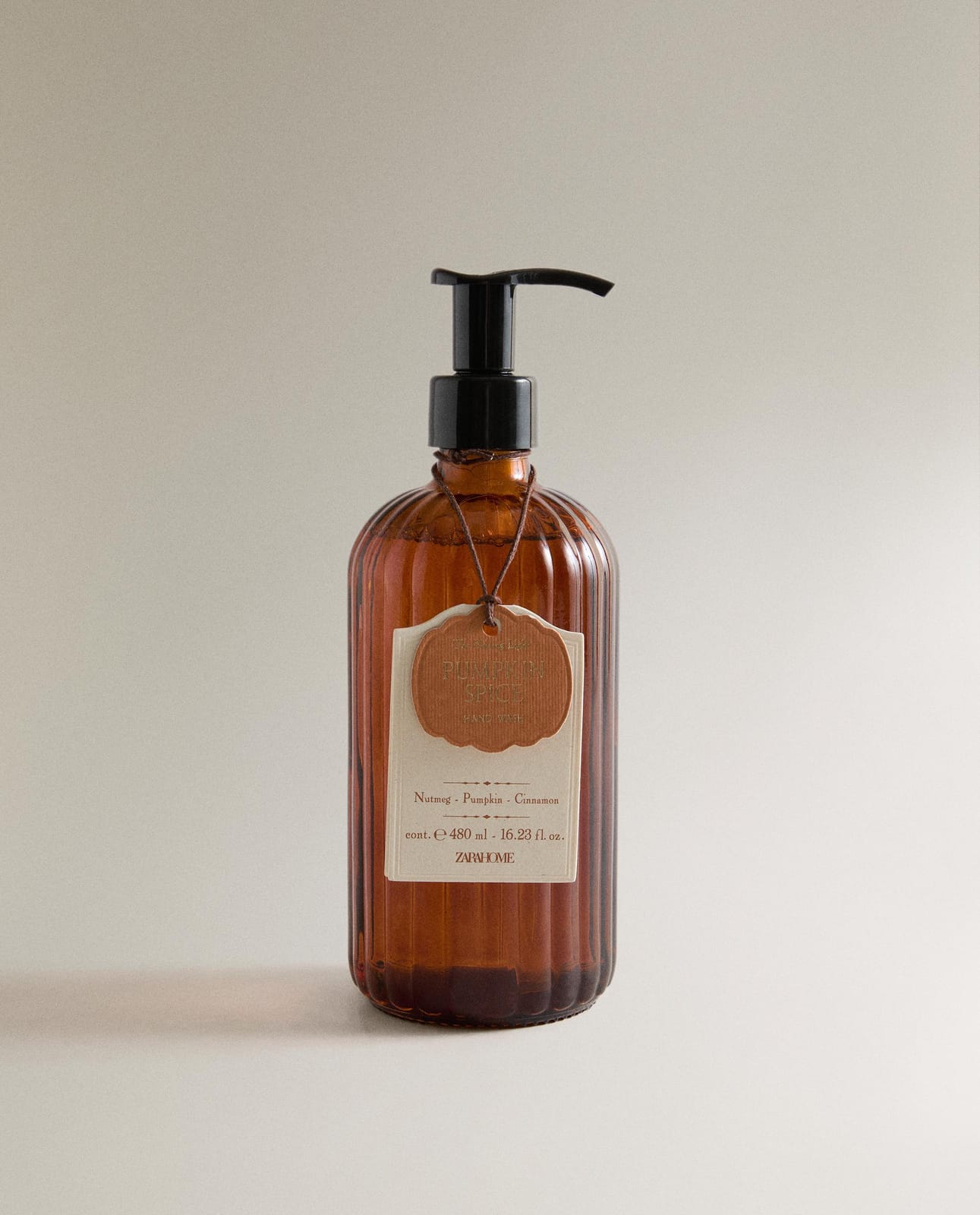 ZARA HOME (4800 ML) МЫЛО ДЛЯ РУК PUMPKIN SPICE ракурс 3