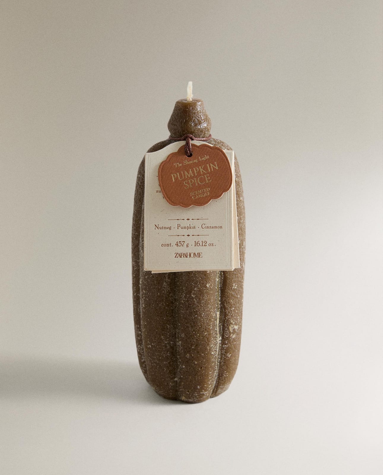 ZARA HOME (475 G) АРОМАТИЧЕСКАЯ СВЕЧА PUMPKIN SPICE ракурс 6