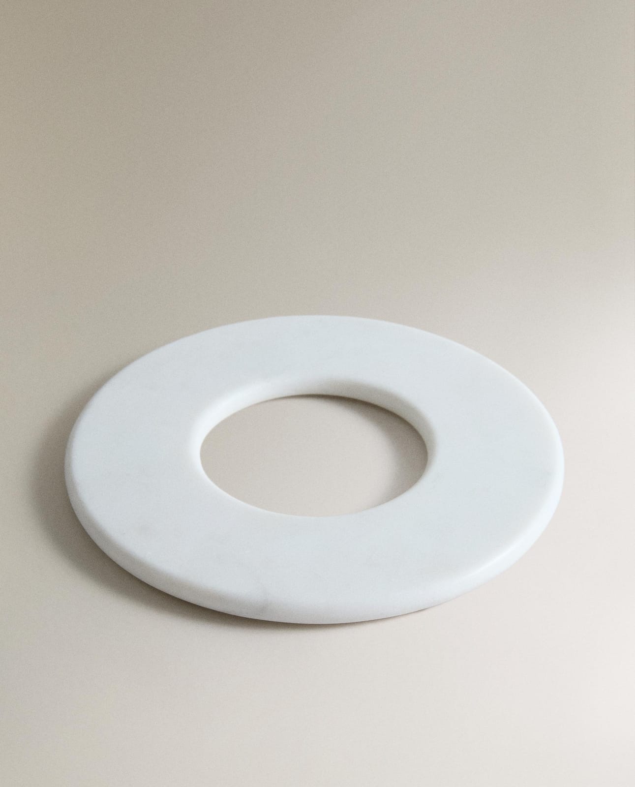 ZARA HOME МРАМОРНАЯ ПОДСТАВКА ракурс 4