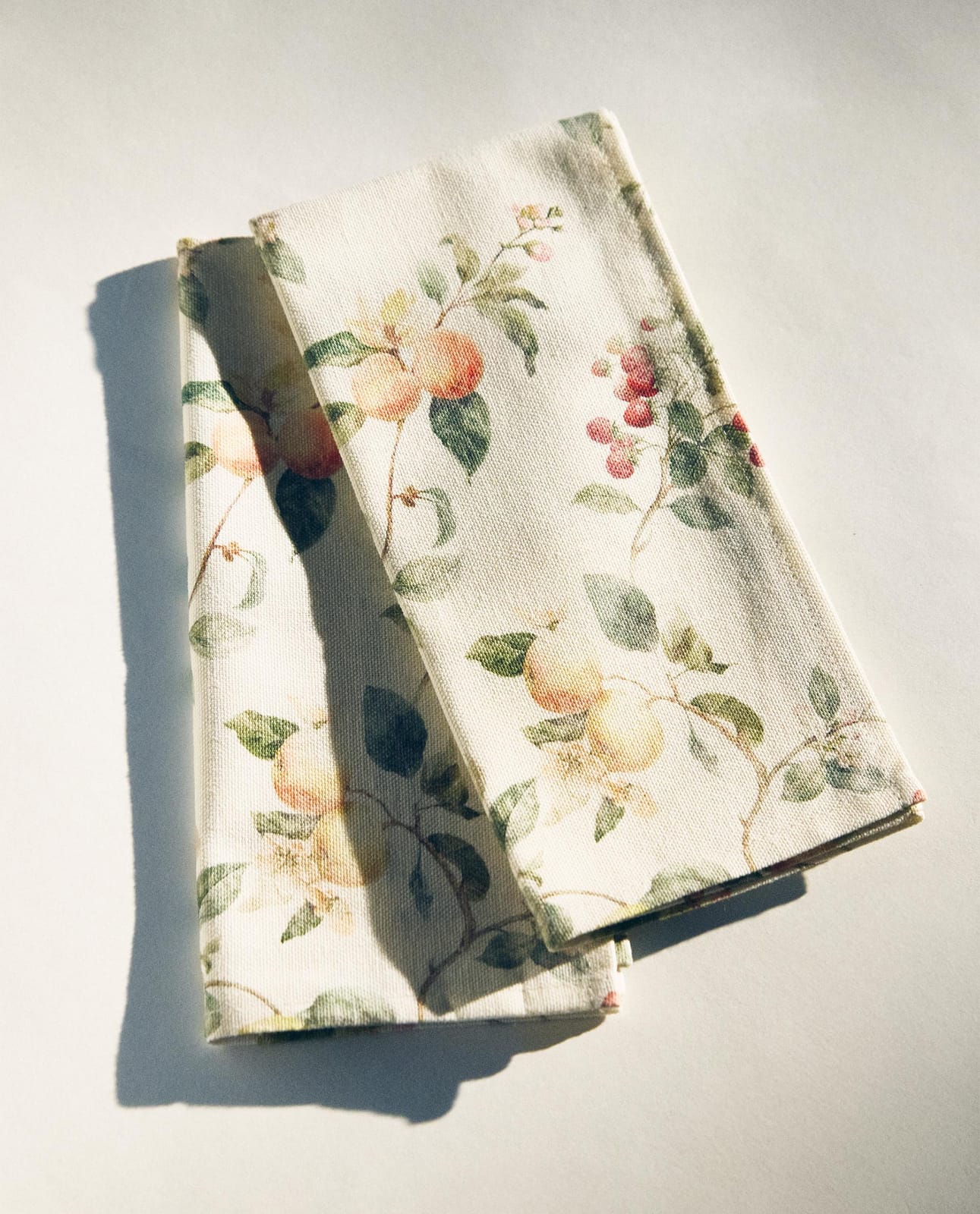 ZARA HOME SERWETKI W WZORY BOTANICZNE (KOMPLET 2 SZT.) ракурс 7