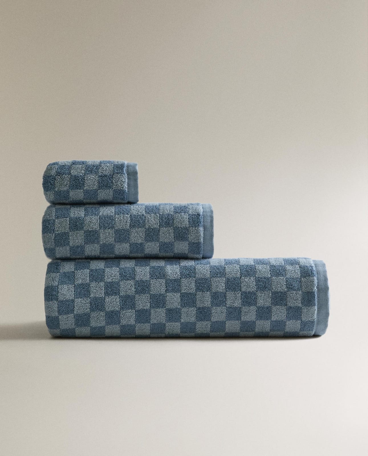 Полотенце для ванной ZARA HOME БАННОЕ ПОЛОТЕНЦЕ В КЛЕТКУ NIEBIESKI 50 x 90 см