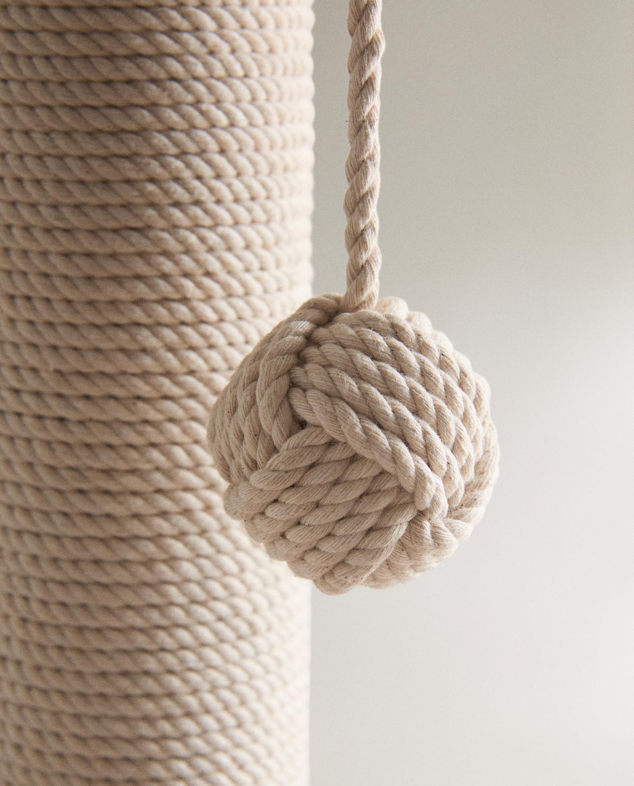 ZARA HOME КОГТЕТОЧКА ДЛЯ КОТА ИЗ ДЕРЕВА И ХЛОПКА ракурс 6