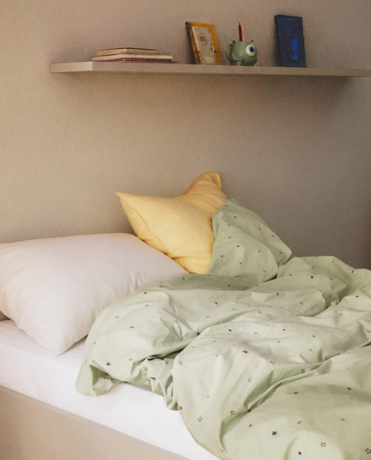 ZARA HOME ДЕТСКИЙ ПОДОДЕЯЛЬНИК ИЗ ХЛОПКА СО ЗВЕЗДОЧКАМИ ракурс 8