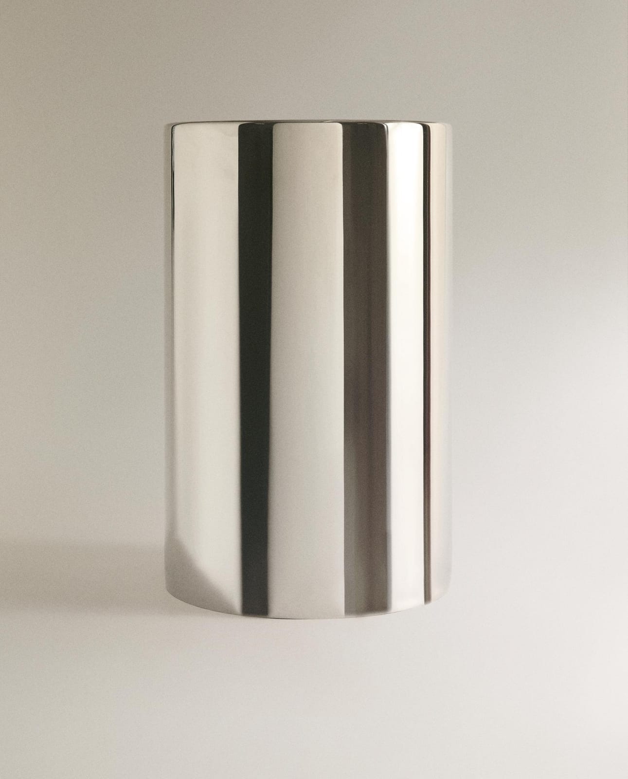 Подставка декоративная ZARA HOME МЕТАЛЛИЧЕСКАЯ КОРЗИНА ДЛЯ МУСОРА SREBRNY 35 x 22 x 22 cm