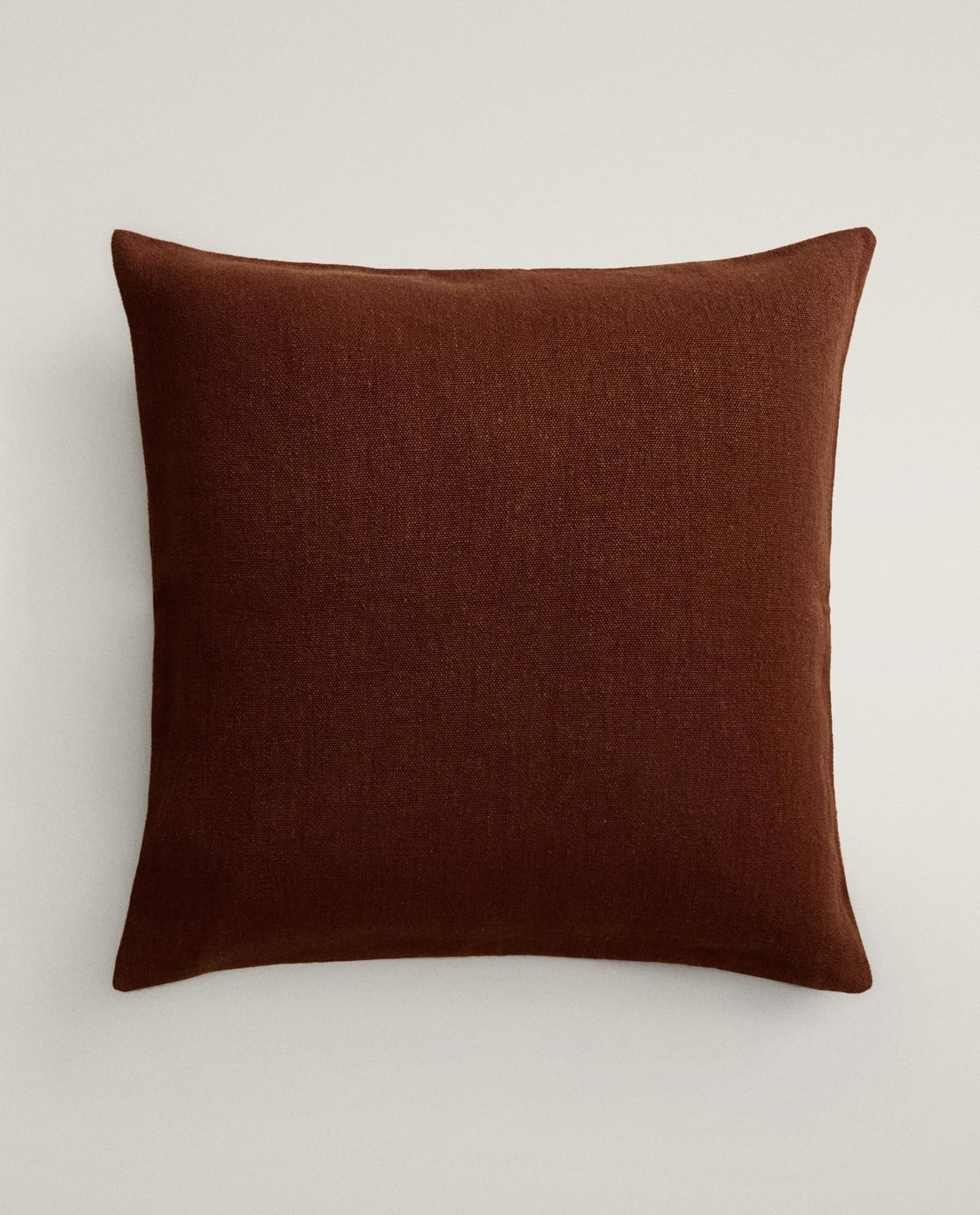 Наволочка декоративная ZARA HOME наволочка на подушку из конопли CEGLASTY 45 x 45 см