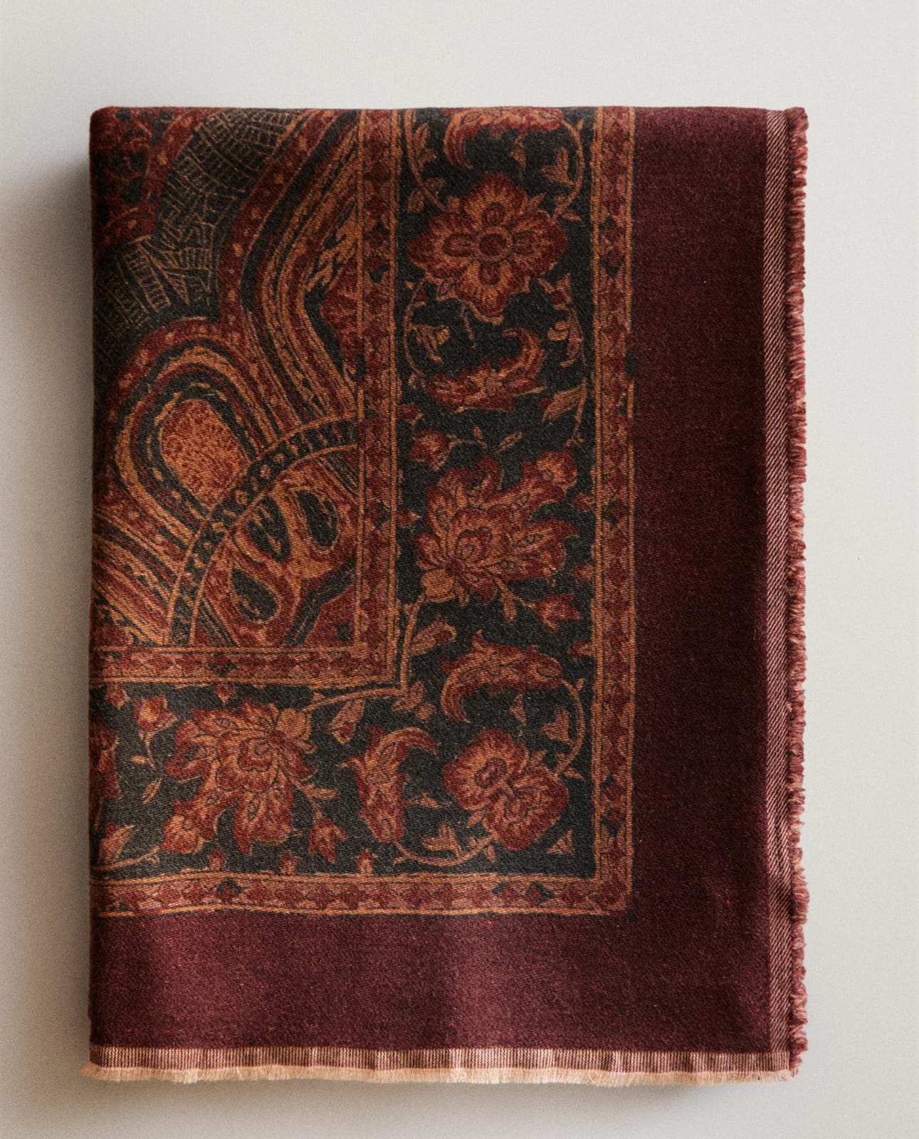 ZARA HOME ЖАККАРДОВОЕ ОДЕЯЛО ПЕЙСЛИ ракурс 8