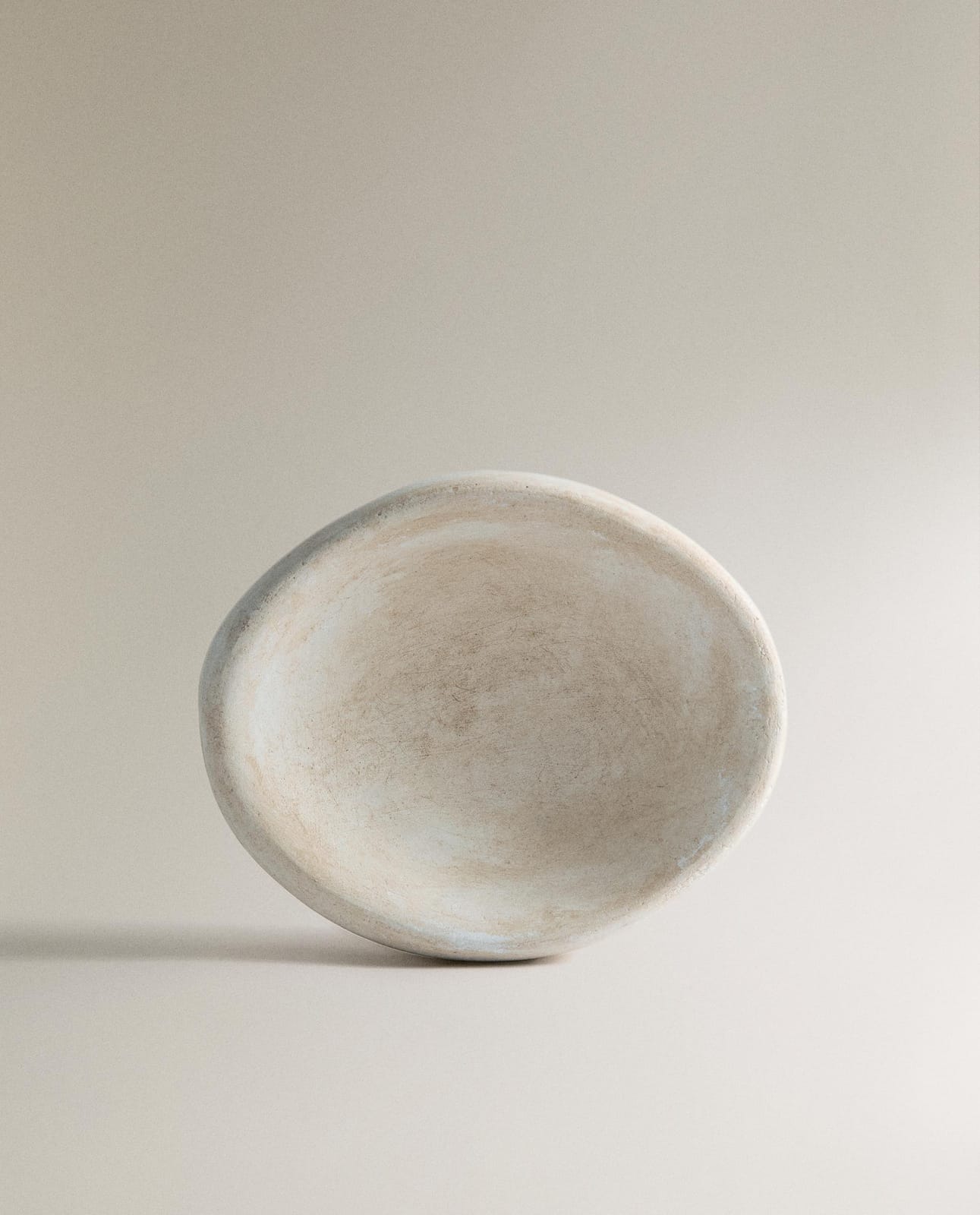 Мыльница ZARA HOME МЫЛЬНИЦА ДЛЯ ВАННОЙ С ЭФФЕКТОМ КАМНЯ БЕЖЕВАЯ 5 x 15 x 13 см