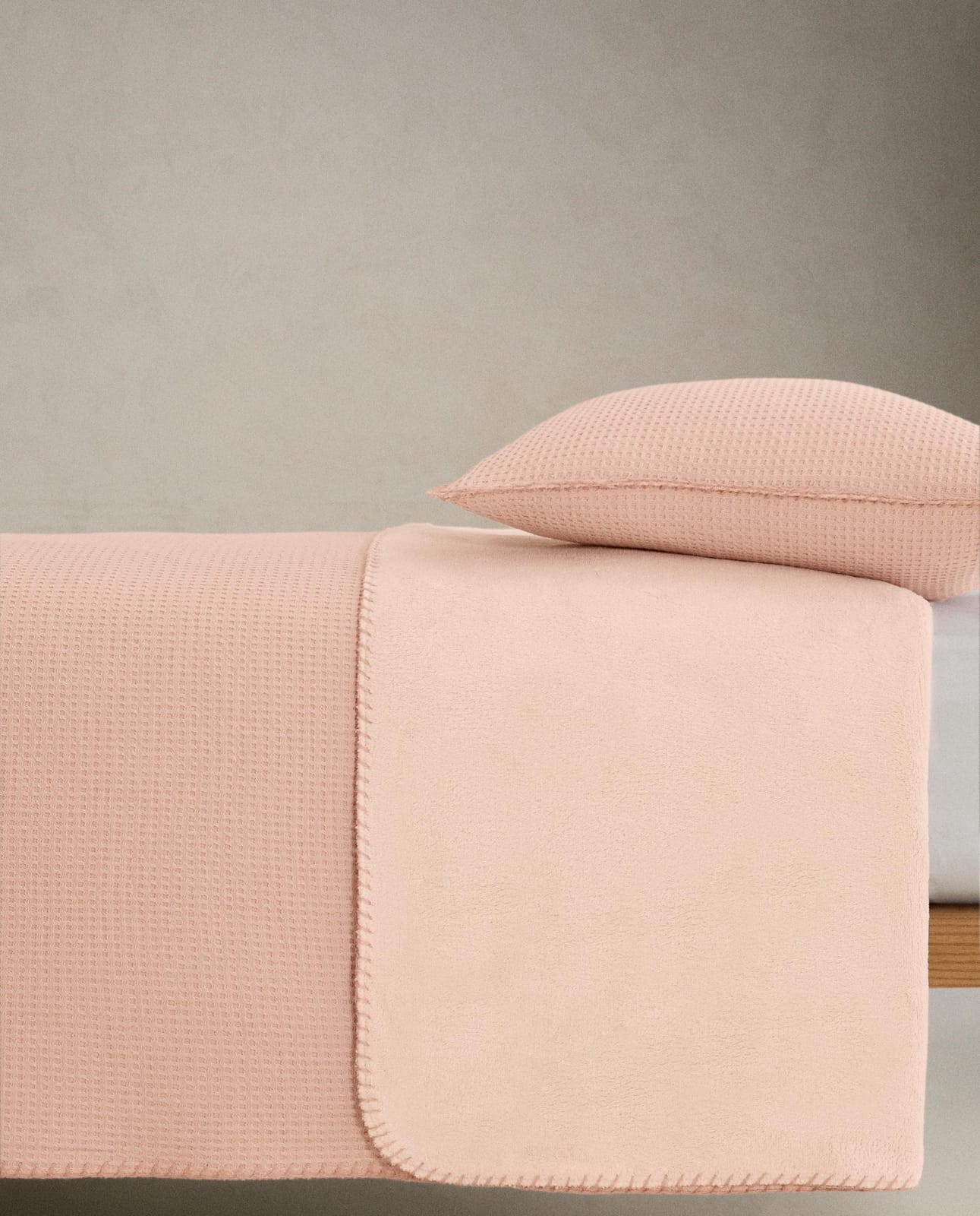 ZARA HOME ДЕТСКОЕ ПОКРЫВАЛО ВАФЕЛЬНОЕ ракурс 8
