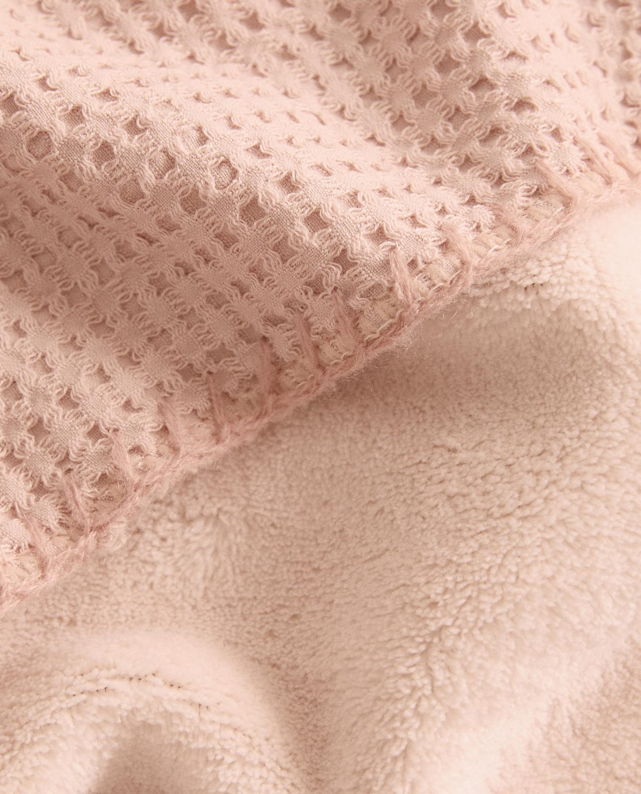 ZARA HOME ДЕТСКОЕ ПОКРЫВАЛО ВАФЕЛЬНОЕ ракурс 5