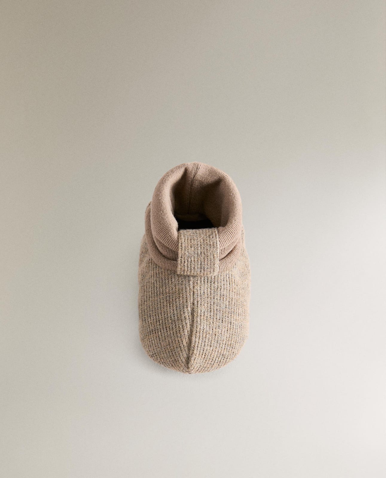 ZARA HOME ВЯЗАНЫЕ ПИНЕТКИ ракурс 4