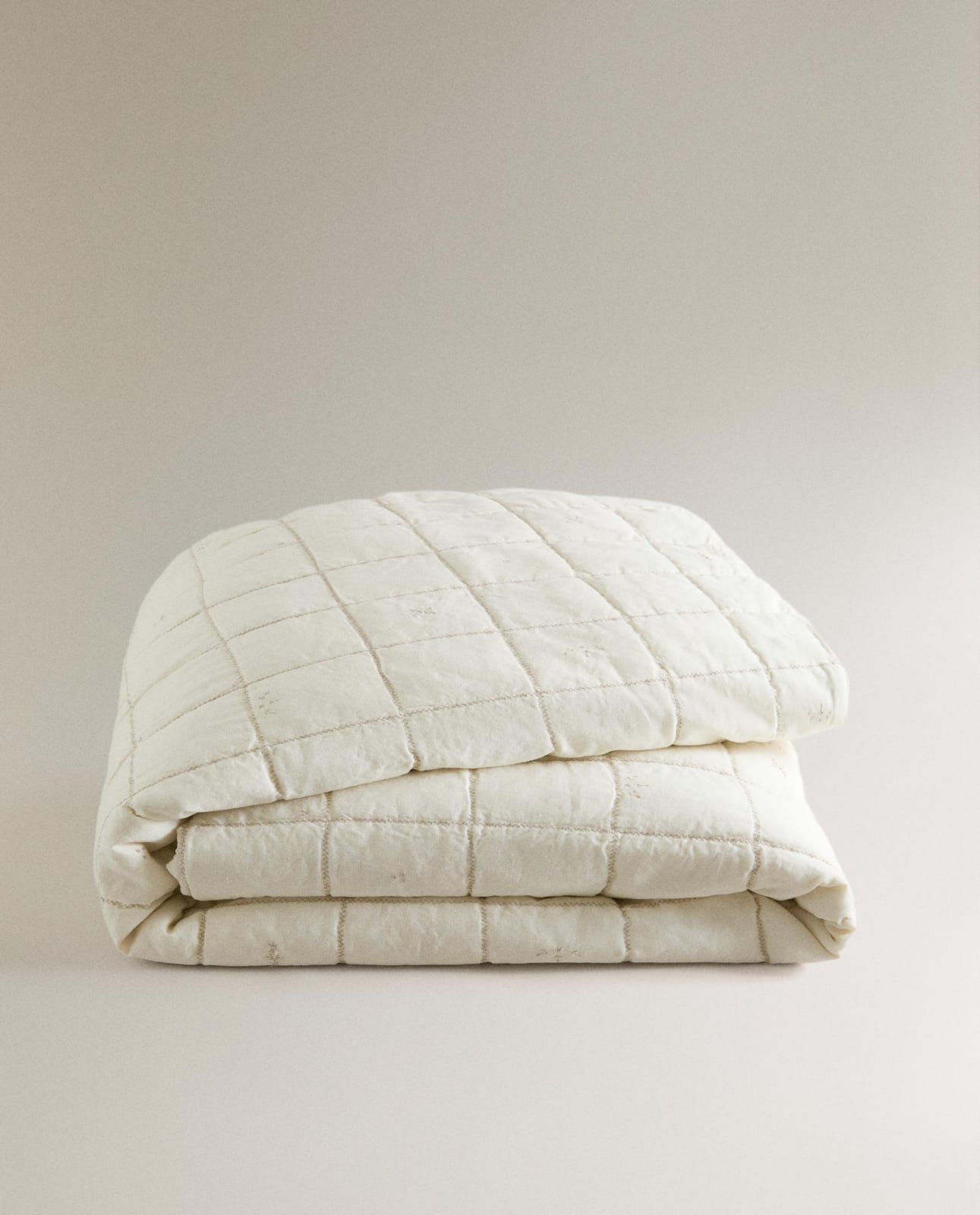 Покрывало ZARA HOME ДЕТСКОЕ ПОКРЫВАЛО ПЭЧВОРК ECRU 180 x 250 см
