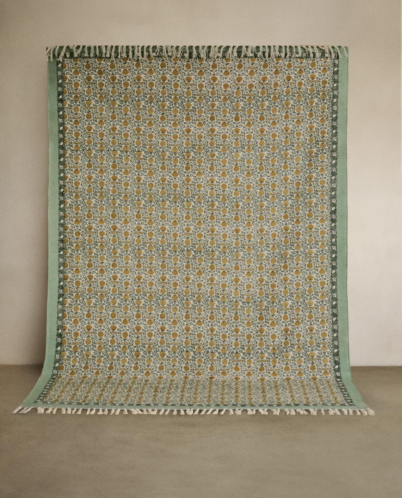 ZARA HOME ДВУСТОРОННИЙ ХЛОПКОВЫЙ КОВЕР ракурс 9