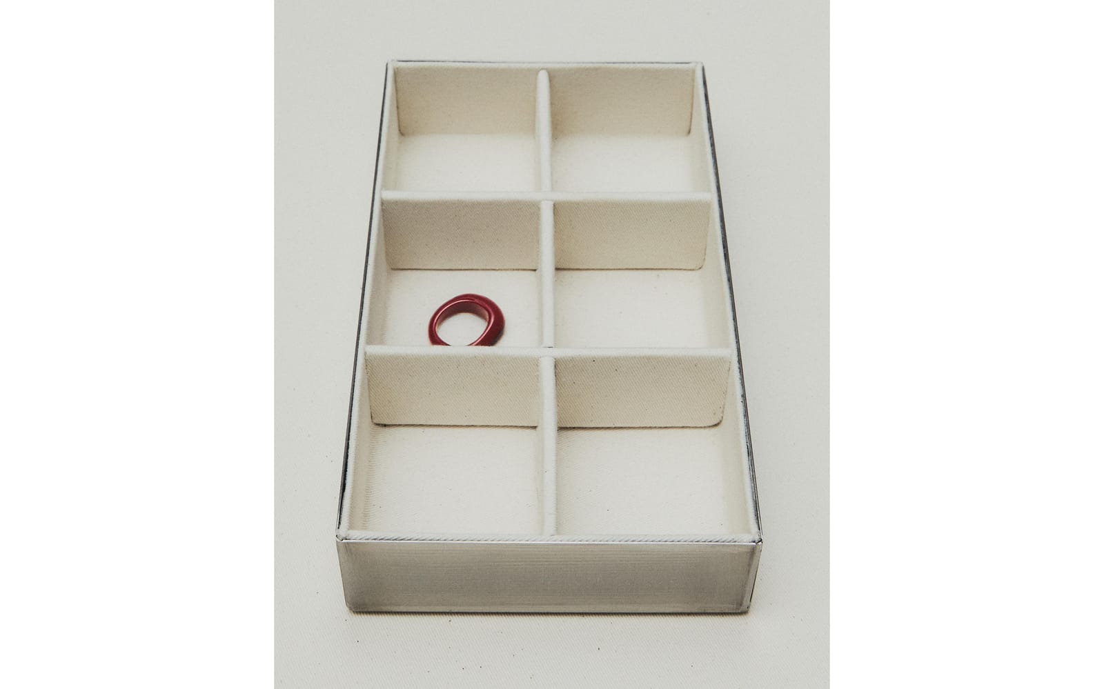 ZARA HOME ОРГАНАЙЗЕР ДЛЯ УКРАШЕНИЙ С ПЕРЕГОРОДКАМИ ракурс 8