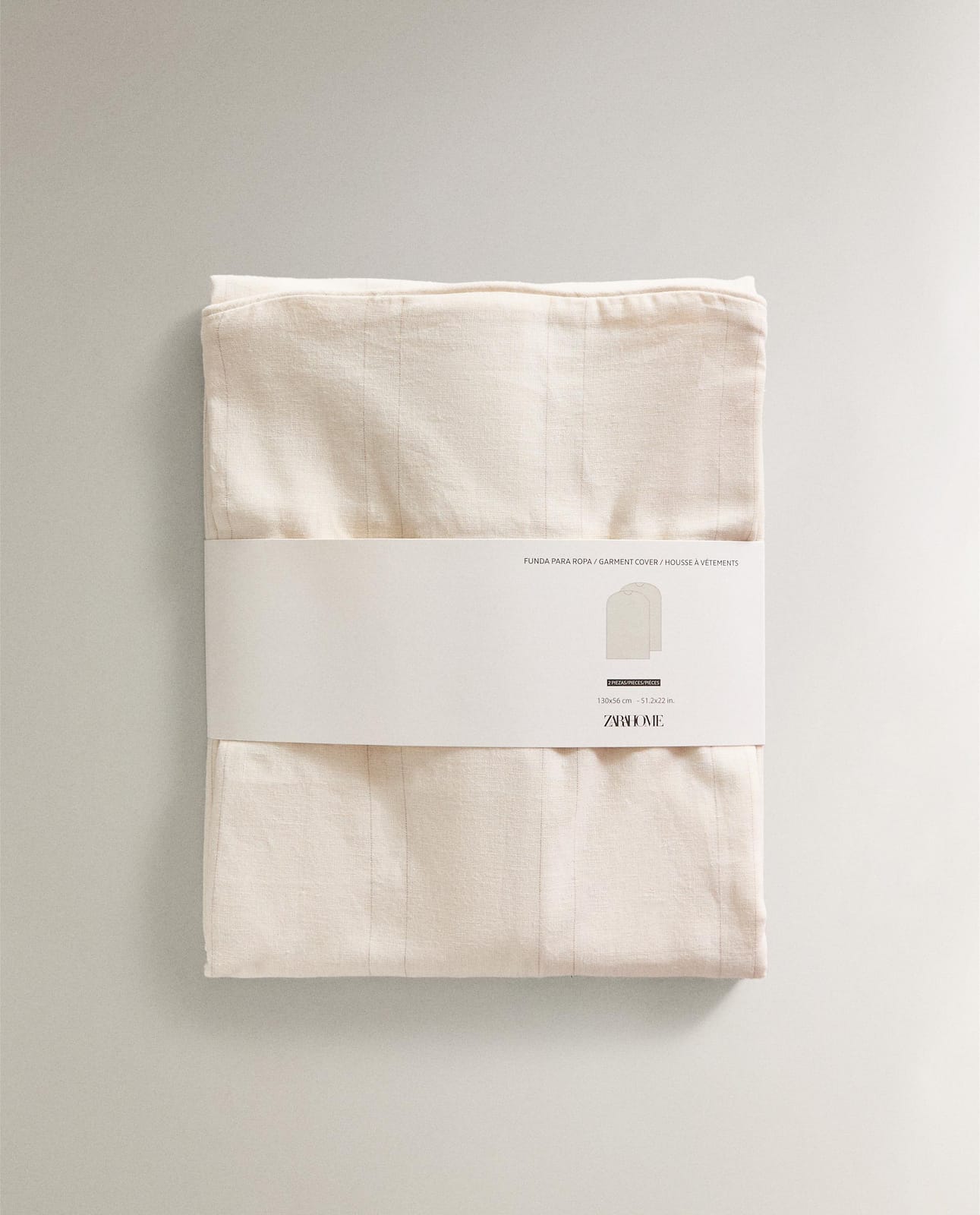 ZARA HOME БОЛЬШОЙ ЧЕХОЛ ДЛЯ ШКАФА ИЗ ЛЬНА И ХЛОПКА (КОМПЛЕКТ 2 ШТ.) ракурс 6
