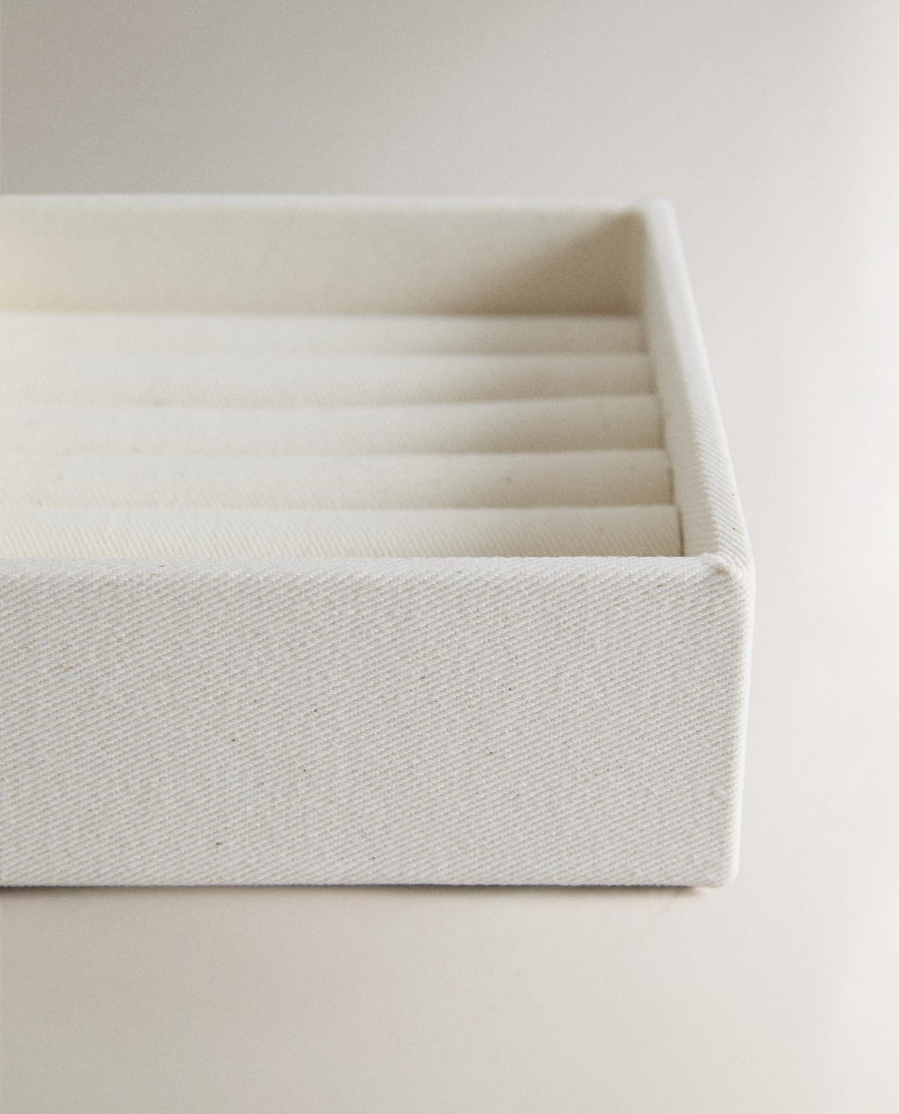 ZARA HOME ХЛОПКОВЫЙ ОРГАНАЙЗЕР ДЛЯ УКРАШЕНИЙ ракурс 2
