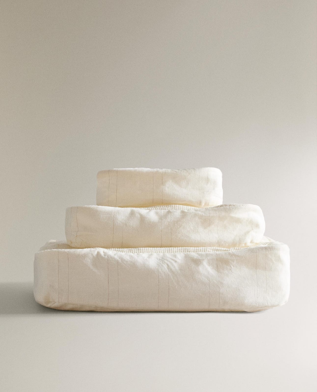 Сумка ZARA HOME ТКАНЕВЫЙ ОРГАНАЙЗЕР ИЗ ЛЬНА И ХЛОПКА (НАБОР ИЗ 3 ШТ.) JASNOBEŻOWY 8 x 34 x 22 cm