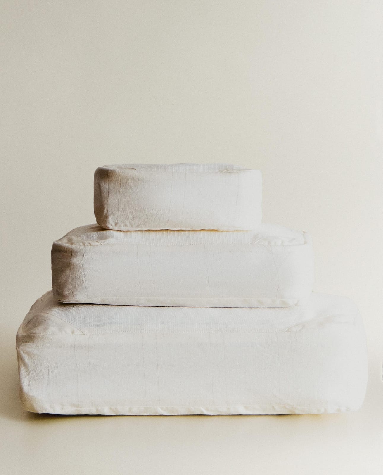 ZARA HOME ТКАНЕВЫЙ ОРГАНАЙЗЕР ИЗ ЛЬНА И ХЛОПКА (НАБОР ИЗ 3 ШТ.) ракурс 8
