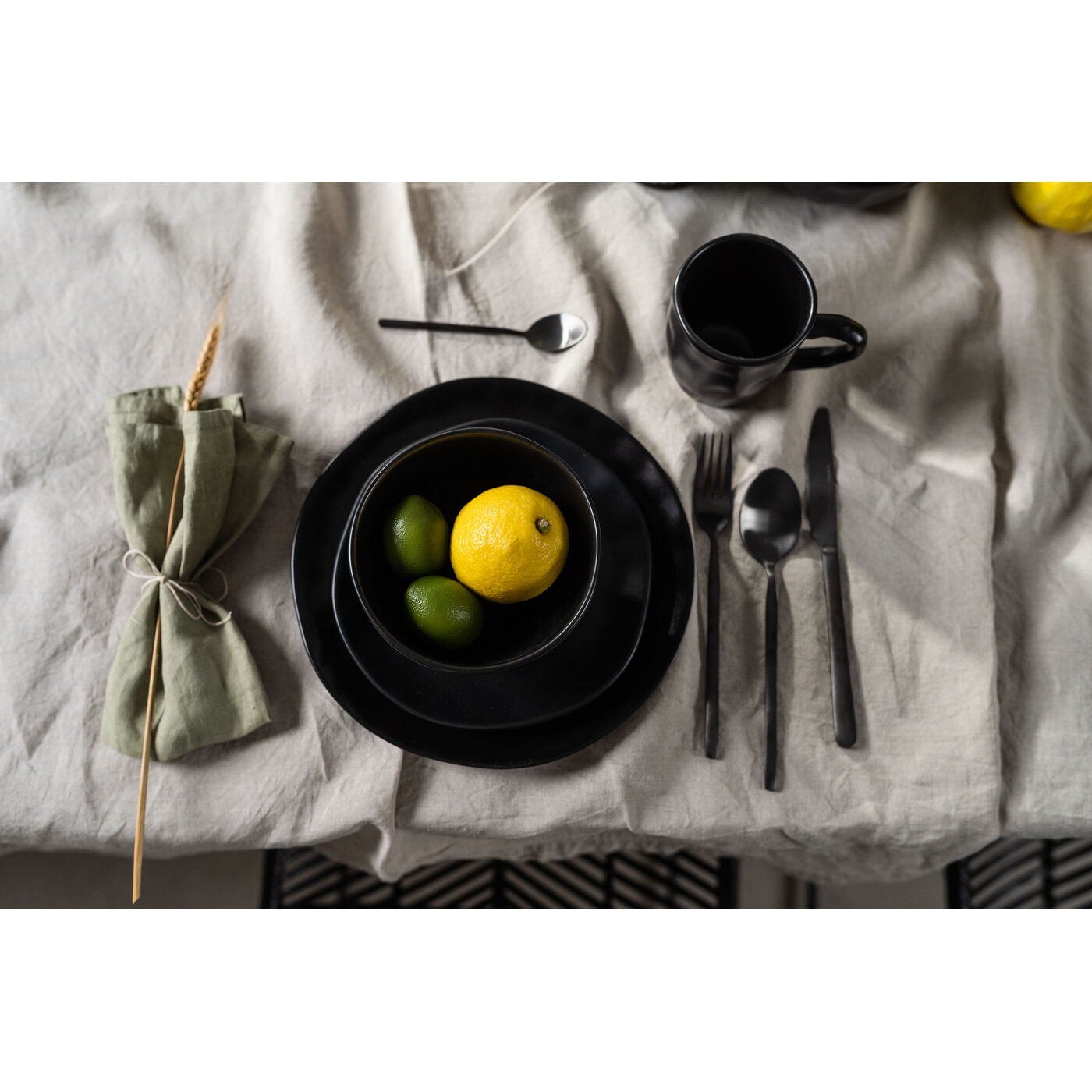 Тарелка Organic Black ракурс 7