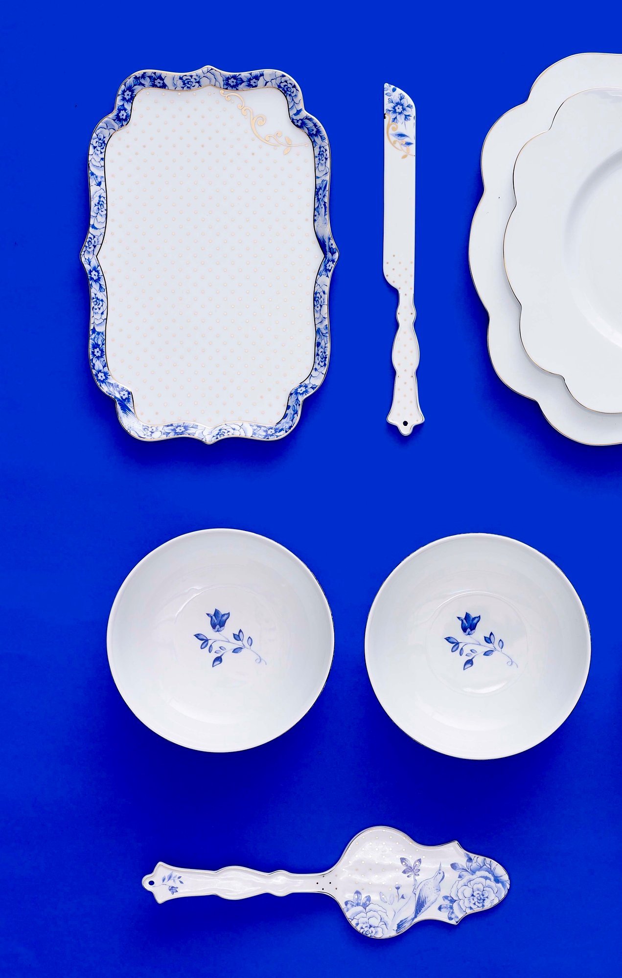 Набор из лопатки и ножа для торта Royal White ракурс 4