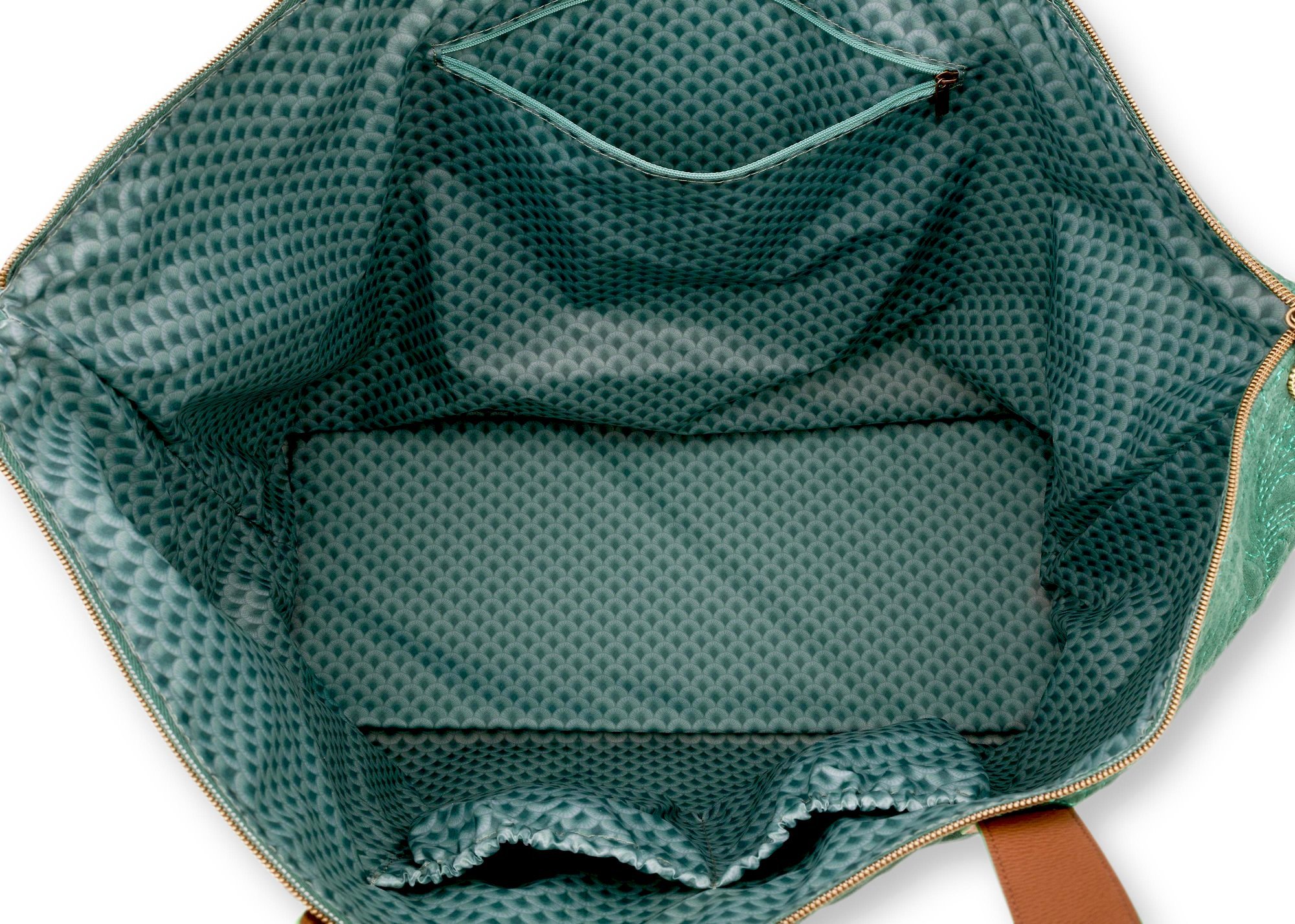 Сумка большая Velvet Quilted Days Green, 17 л, 66х20х44 см