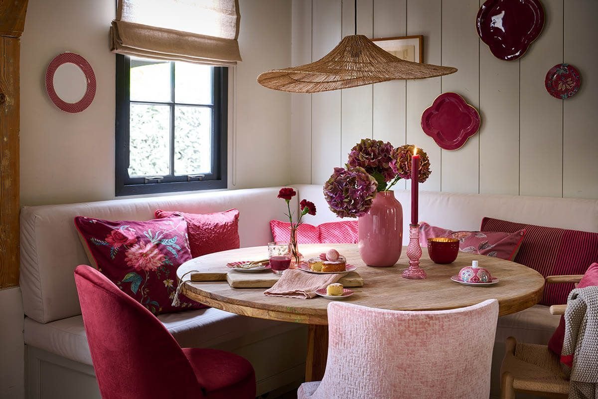 Набор тарелок (2 шт. по Ø26,5 см) Flower Festival Scallop Dark Pink ракурс 7