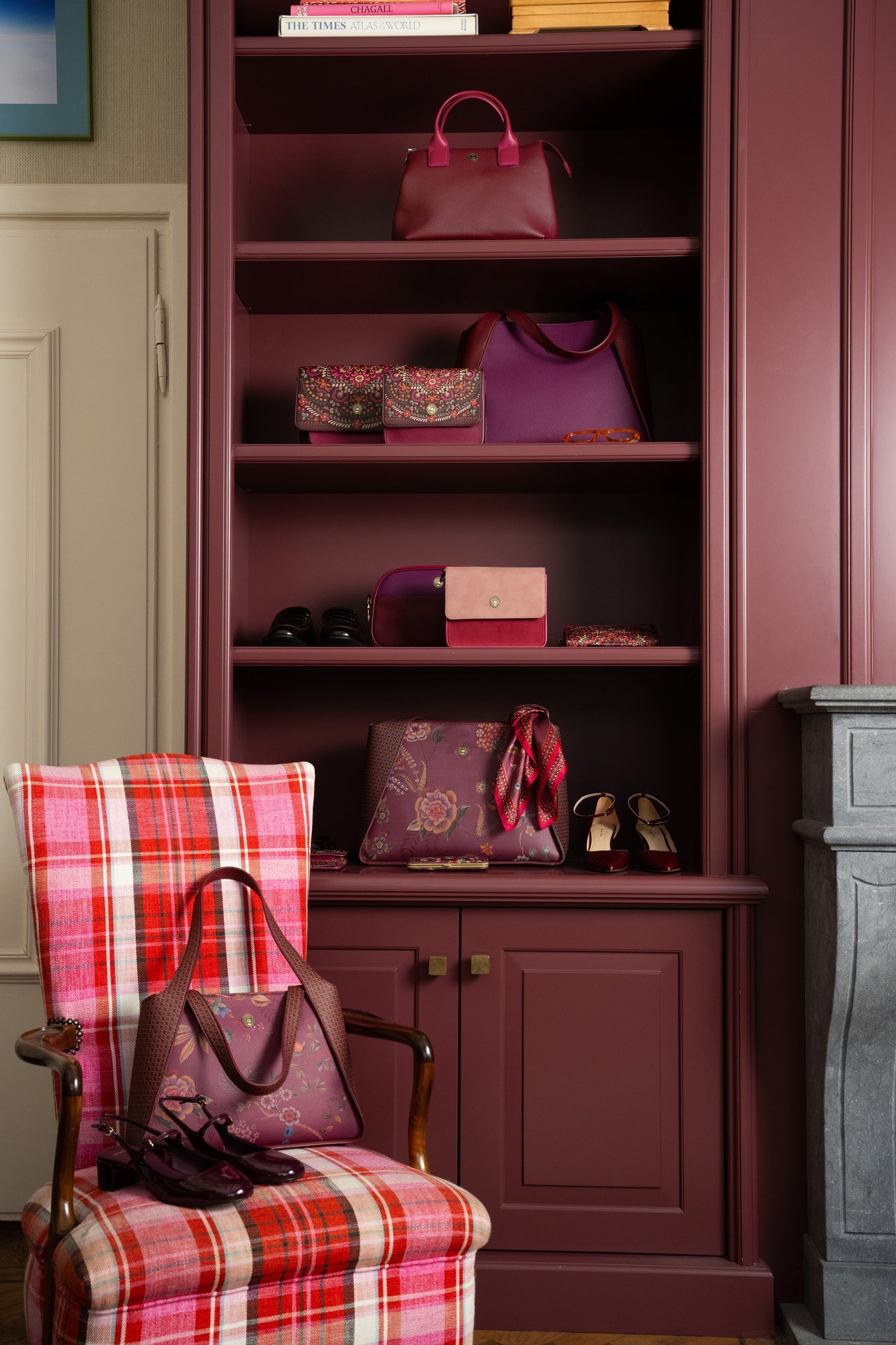 Сумка через плечо Filou Bodhi Flower Red, 12 л ракурс 5