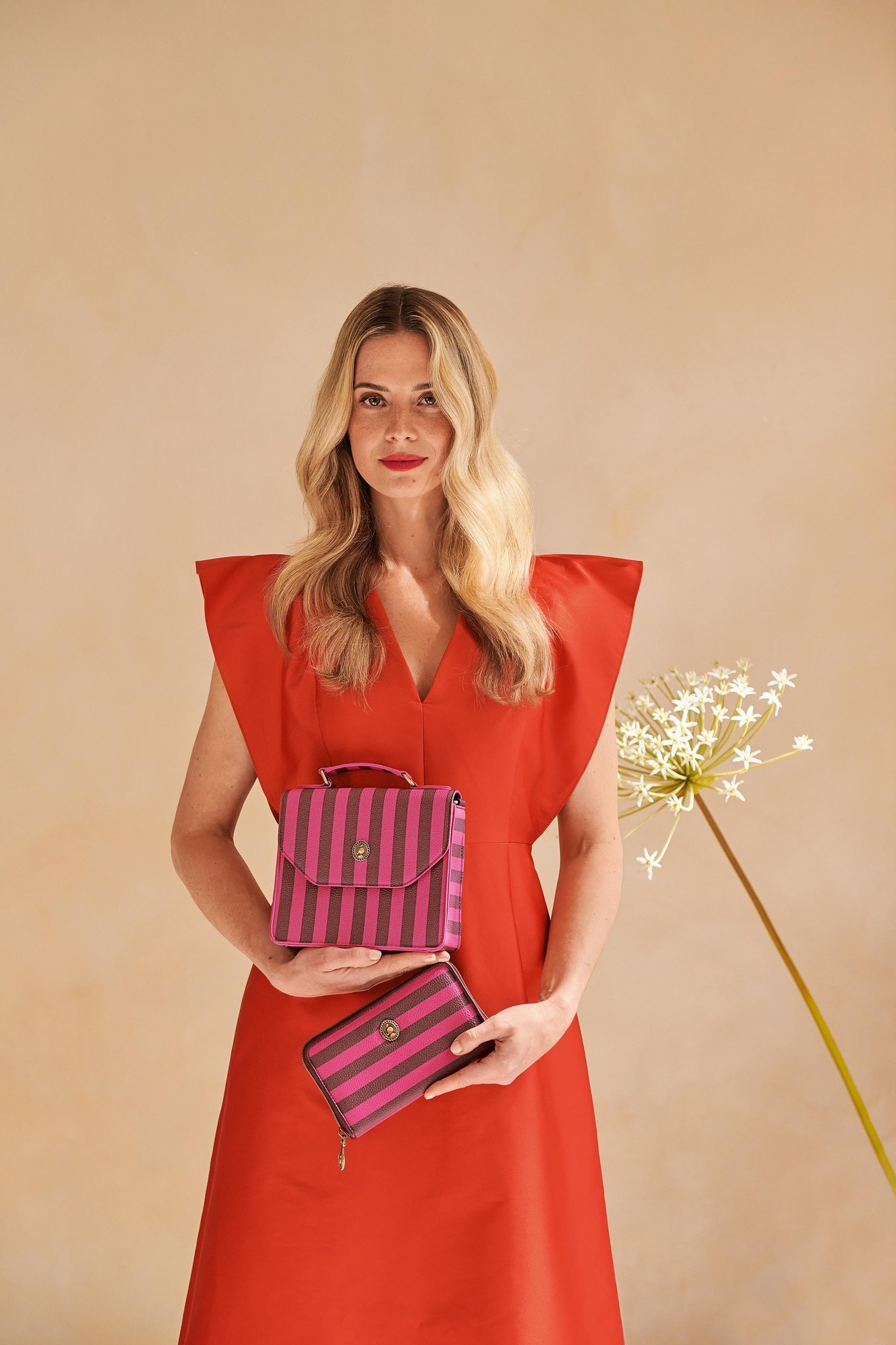 Сумка маленькая Frances Stripe Pink, 1,8 л ракурс 5