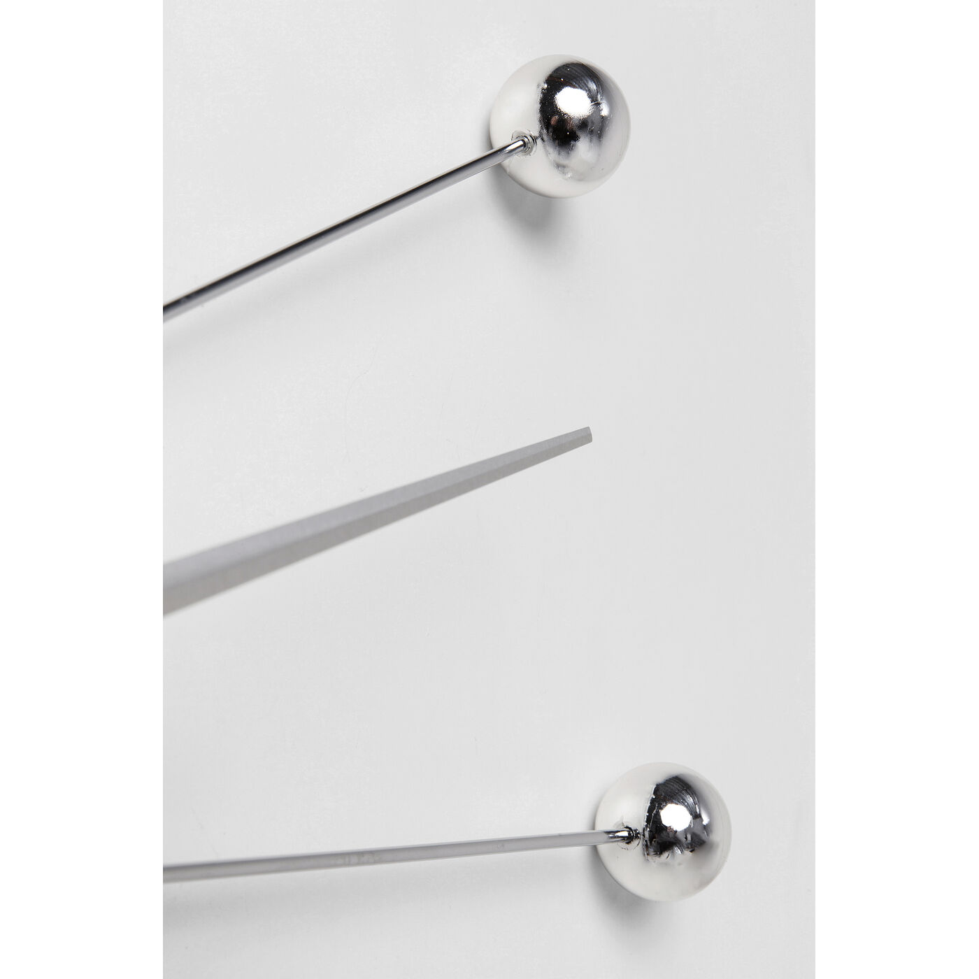 Часы настенные Like Umbrella Balls Chrome ракурс 4