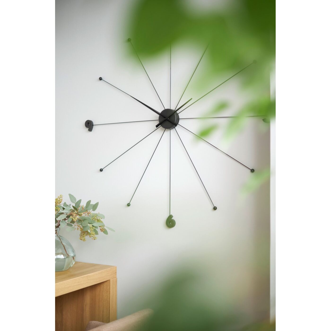 Часы настенные Like Umbrella Black ракурс 11
