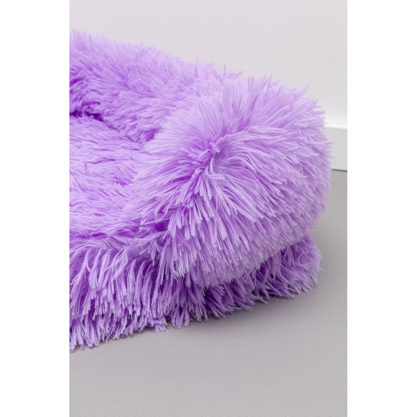 Лежанка Fluffy Purple, 50x40x13 см