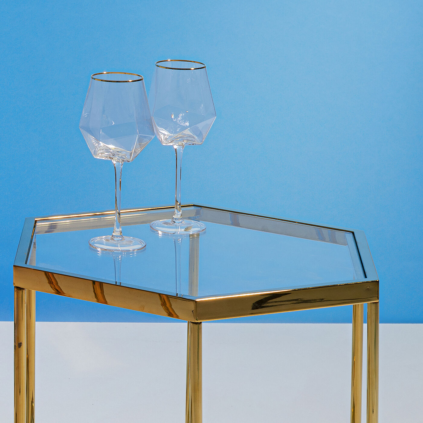 Бокал для вина Diamond Gold Rim ракурс 5