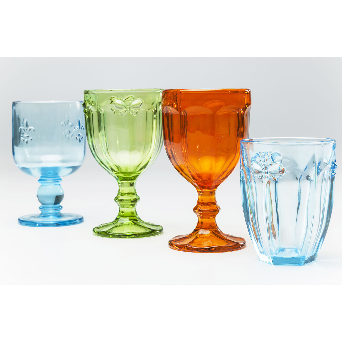 Бокал для вина Goblet Butterfly Olive ракурс 4