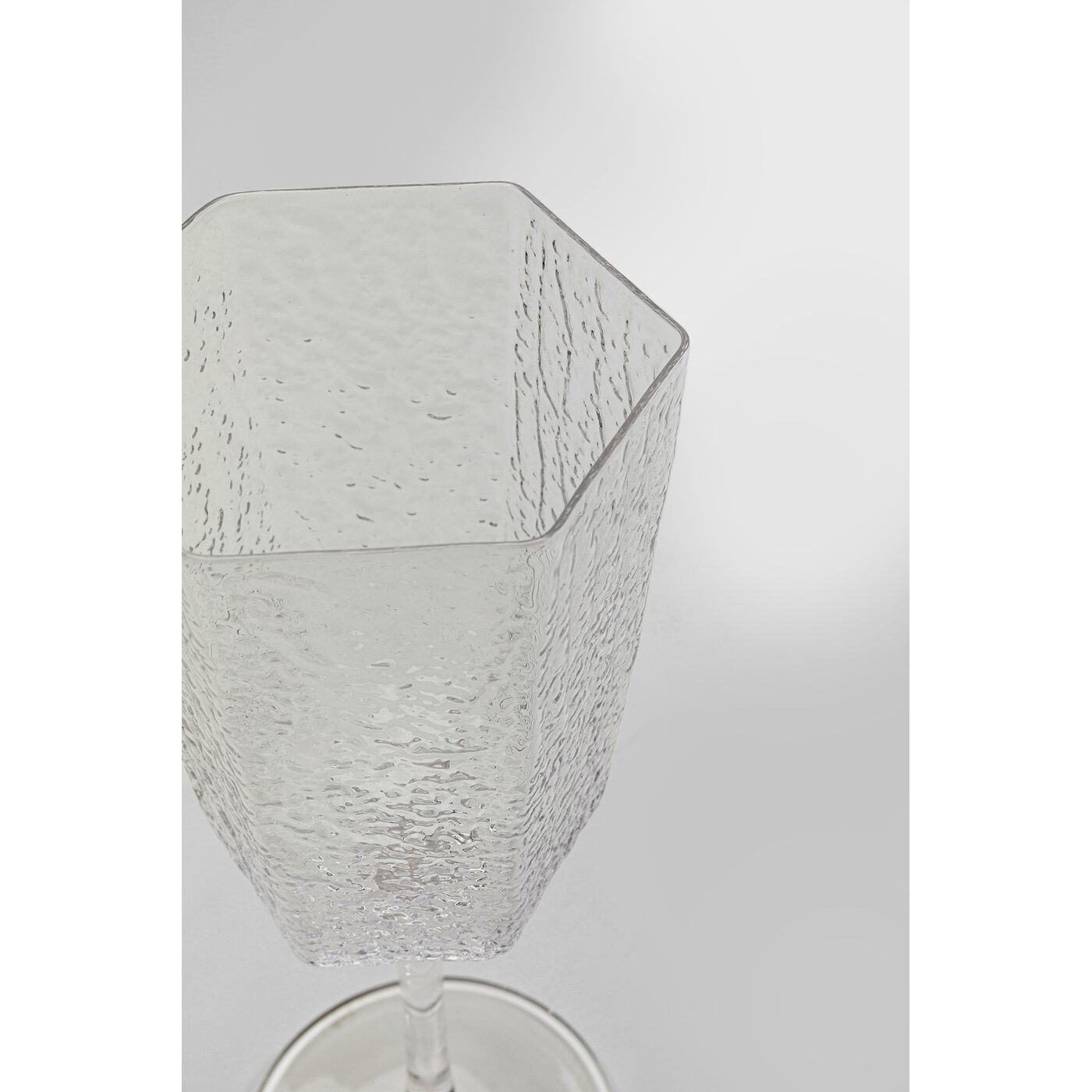 Бокал для красного вина Cascata Clear ракурс 4