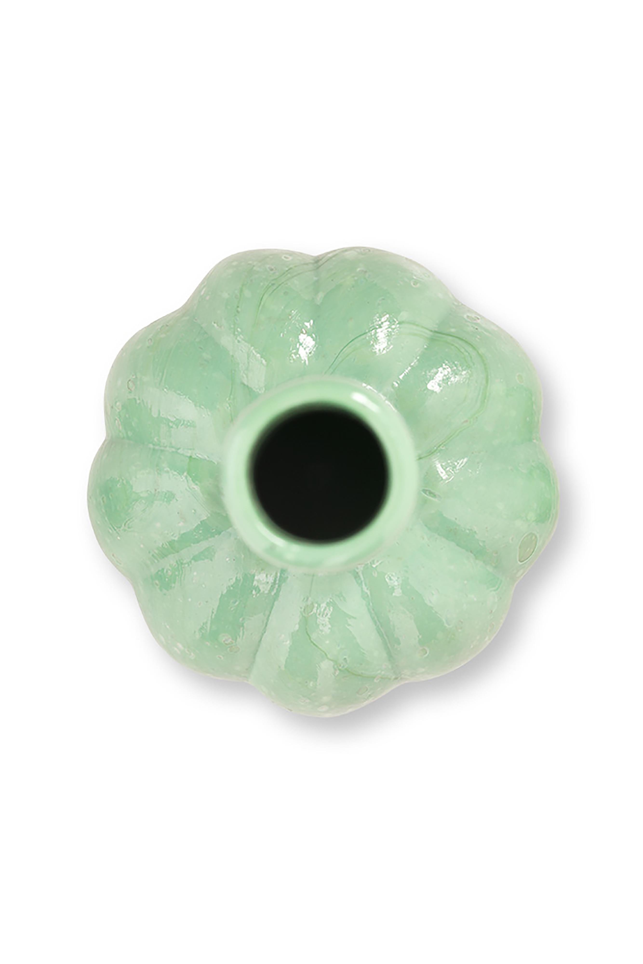 Набор ваз маленьких (3 шт.) Glass Soft Green, Ø8х13 см, Ø7х13 см ракурс 5