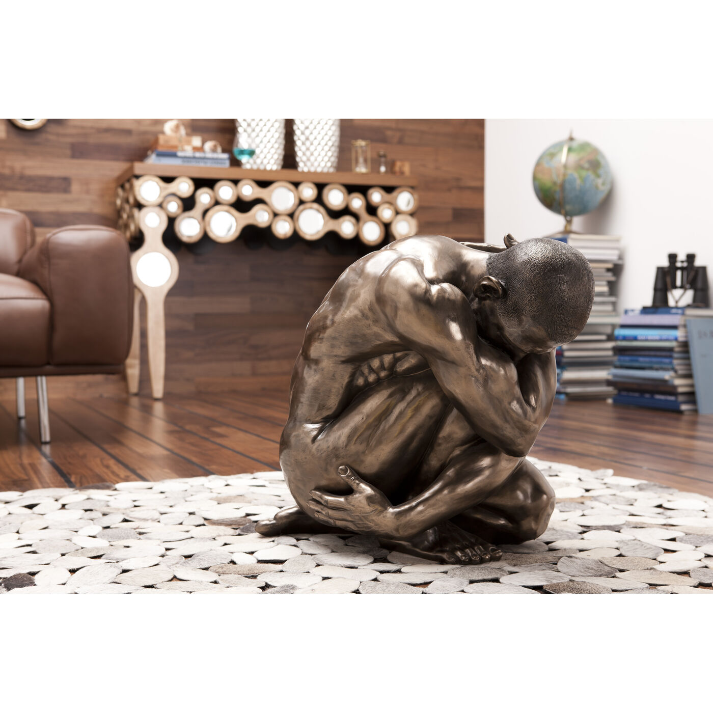 Фигура декоративная Nude Man Hug Bronze ракурс 9