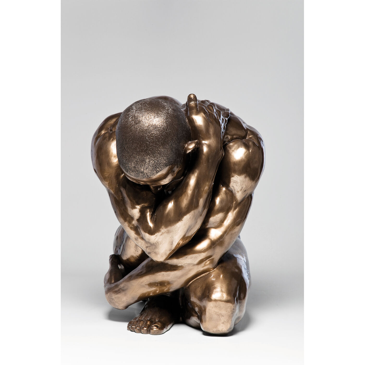 Фигура декоративная Nude Man Hug Bronze ракурс 5
